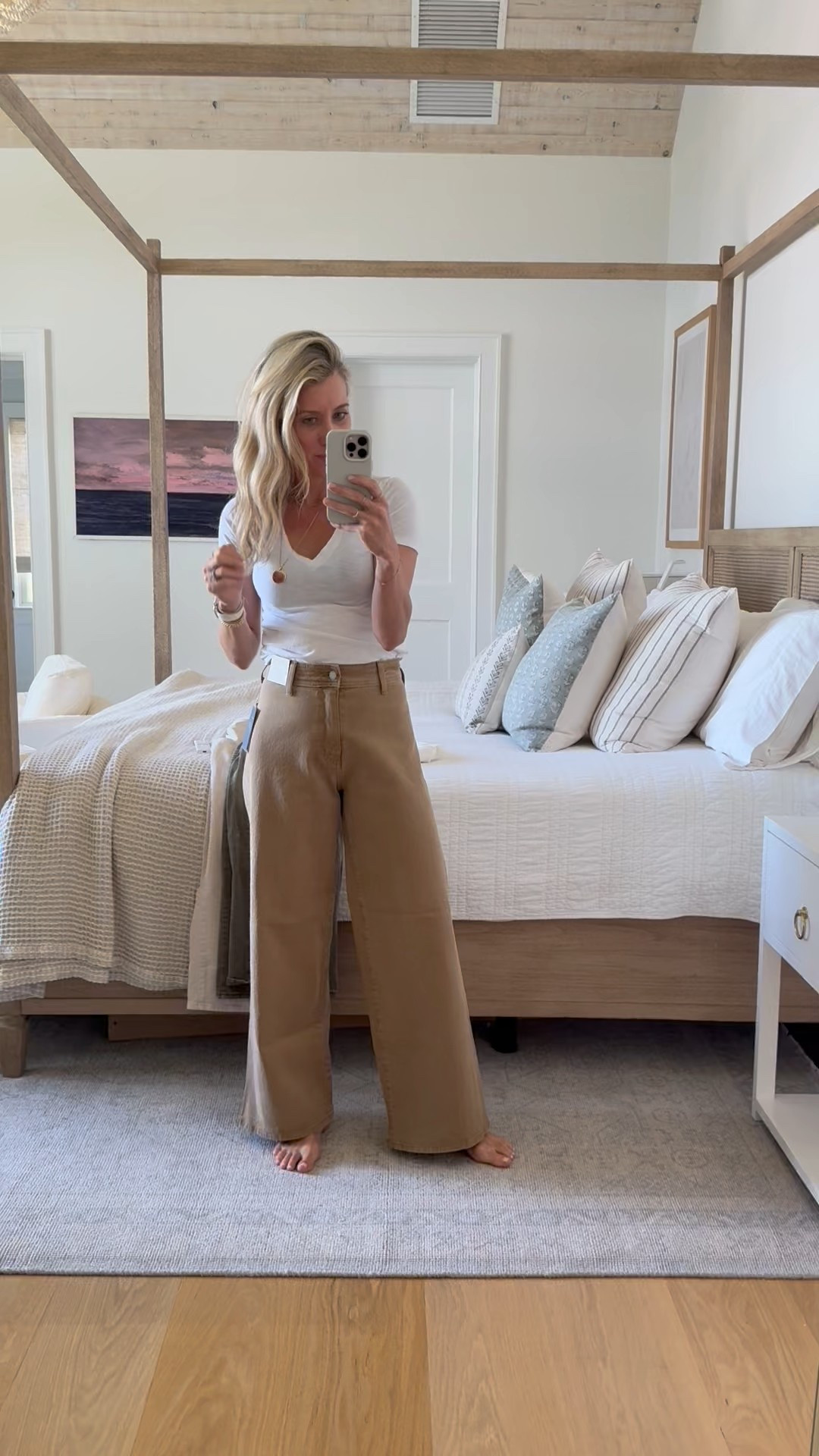 Thank you Target for keeping these viral jeans around and making them in more colors! Get yours before they sell out! 👏🏻 true to size I’m wearing size 2 and typically a 25/26 waist. If In doubt side up! 

#LTKStyleTip #LTKFindsUnder50