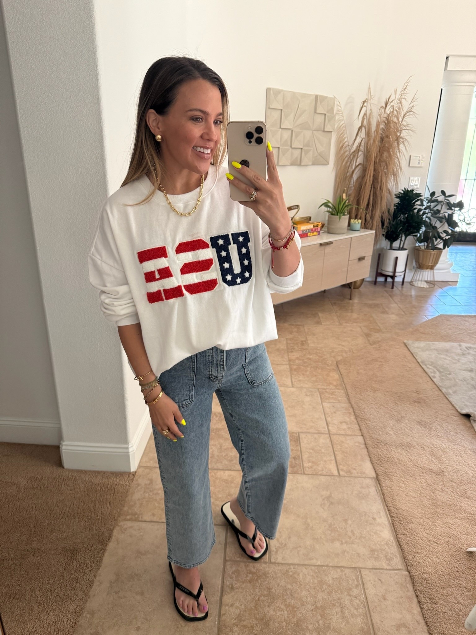 The sweatshirt you’ll never want to take off!! Copy the code to get 10% off your first order with email sign up!

americans style - fourth of july - Z Supply - sweatshirt - women’s fashion - summer style 

#LTKSummerEdit #LTKStyleTip