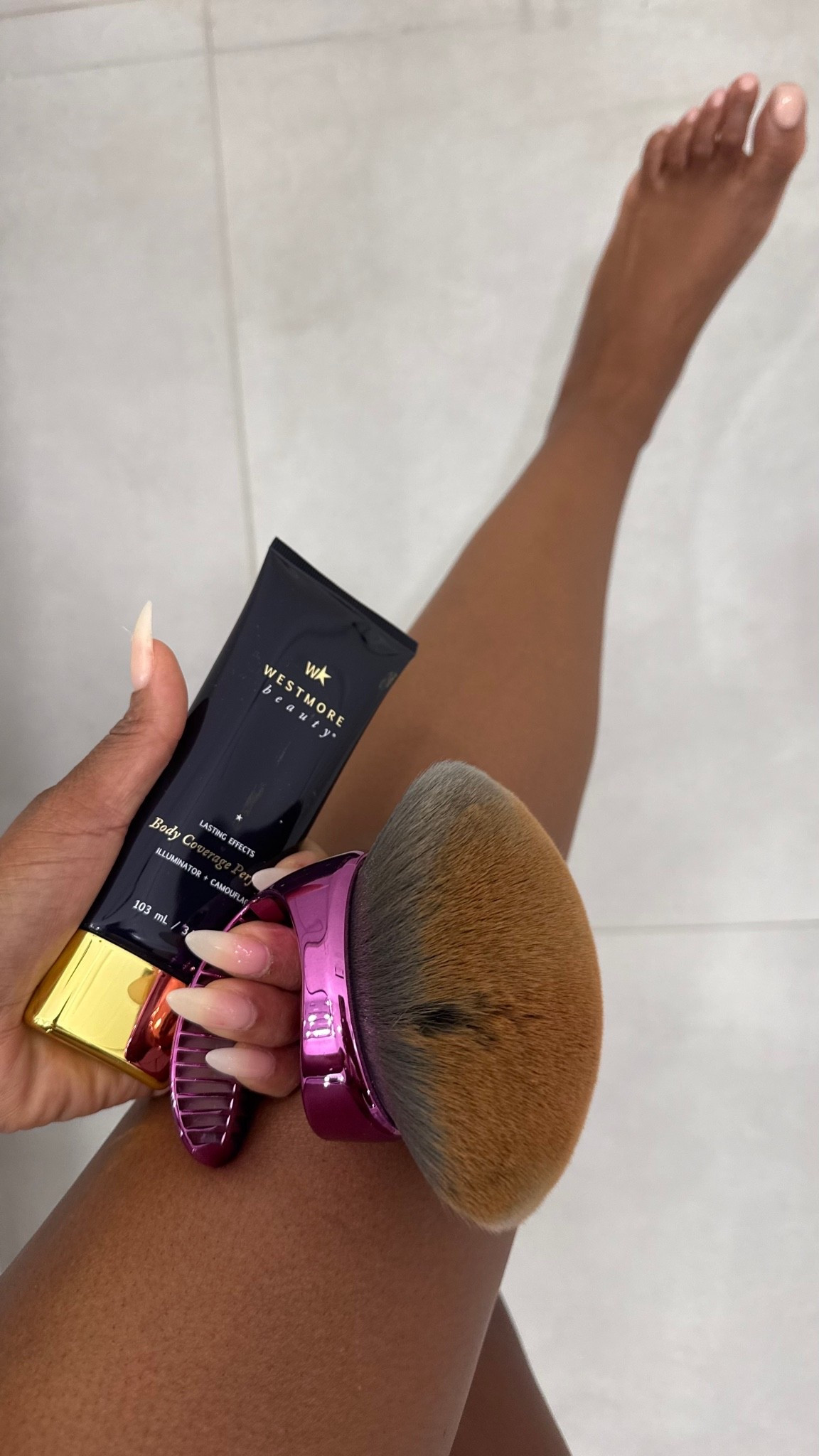 ⛱️ If you know, you know. This body makeup has been one of my favorite tricks whenever I want my skin to look a little more even, smooth, and glowy. I love using it on my legs before vacations, pool days, events, or anytime I want that extra confidence boost. It blends beautifully and gives that “your skin but better” look that photographs so well.

🤎 Si lo sabes, lo sabes. Este maquillaje corporal es uno de mis favoritos cuando quiero que mis piernas se vean más uniformes, suaves y con un brillo bonito. Me encanta usarlo para vacaciones, días de piscina o eventos especiales.

Follow me on Instagram and YouTube
@kirasfashionfinds

#LTKSwim #LTKBeauty #LTKvlog