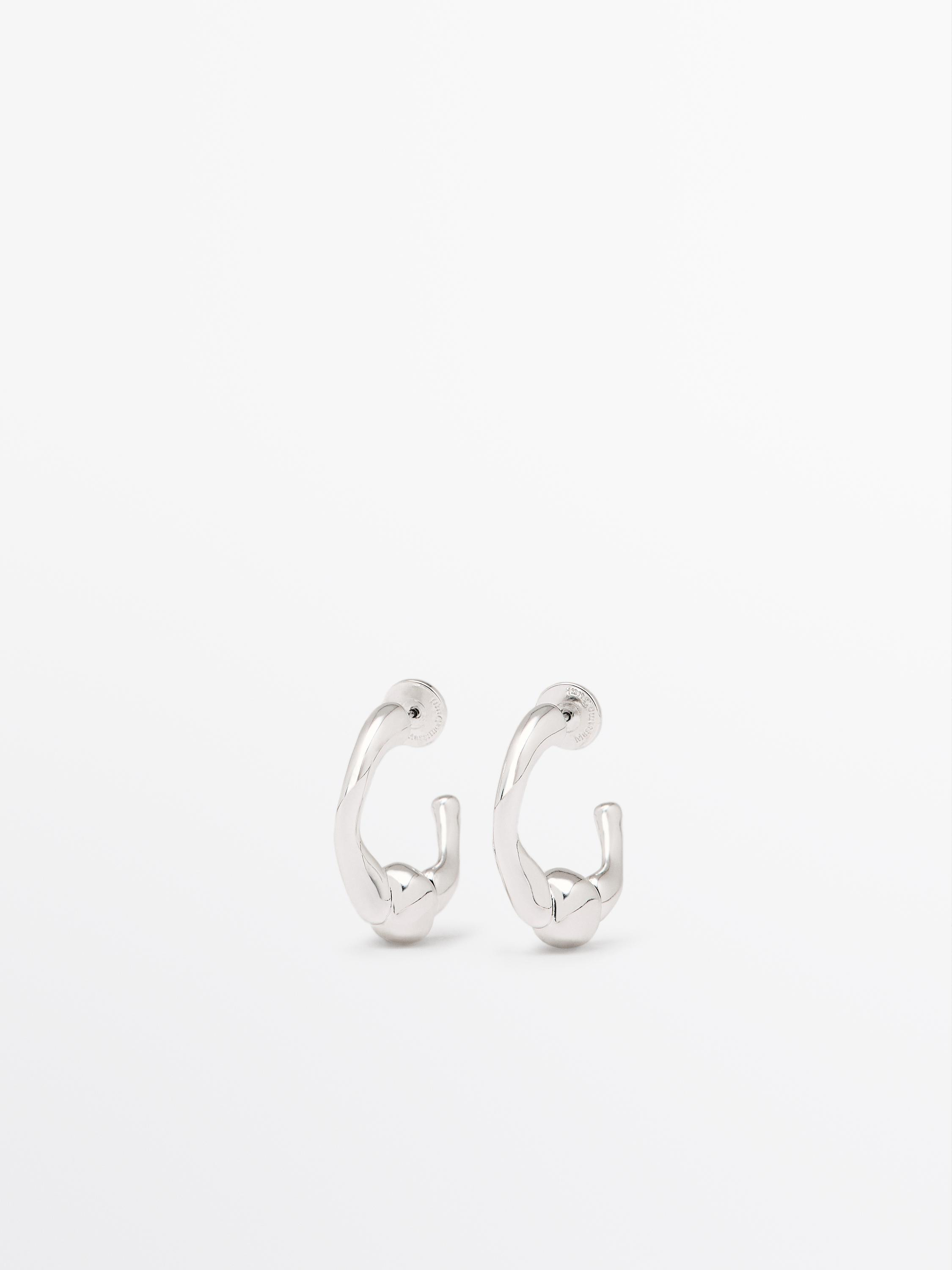 Hoop earrings. | Massimo Dutti UK