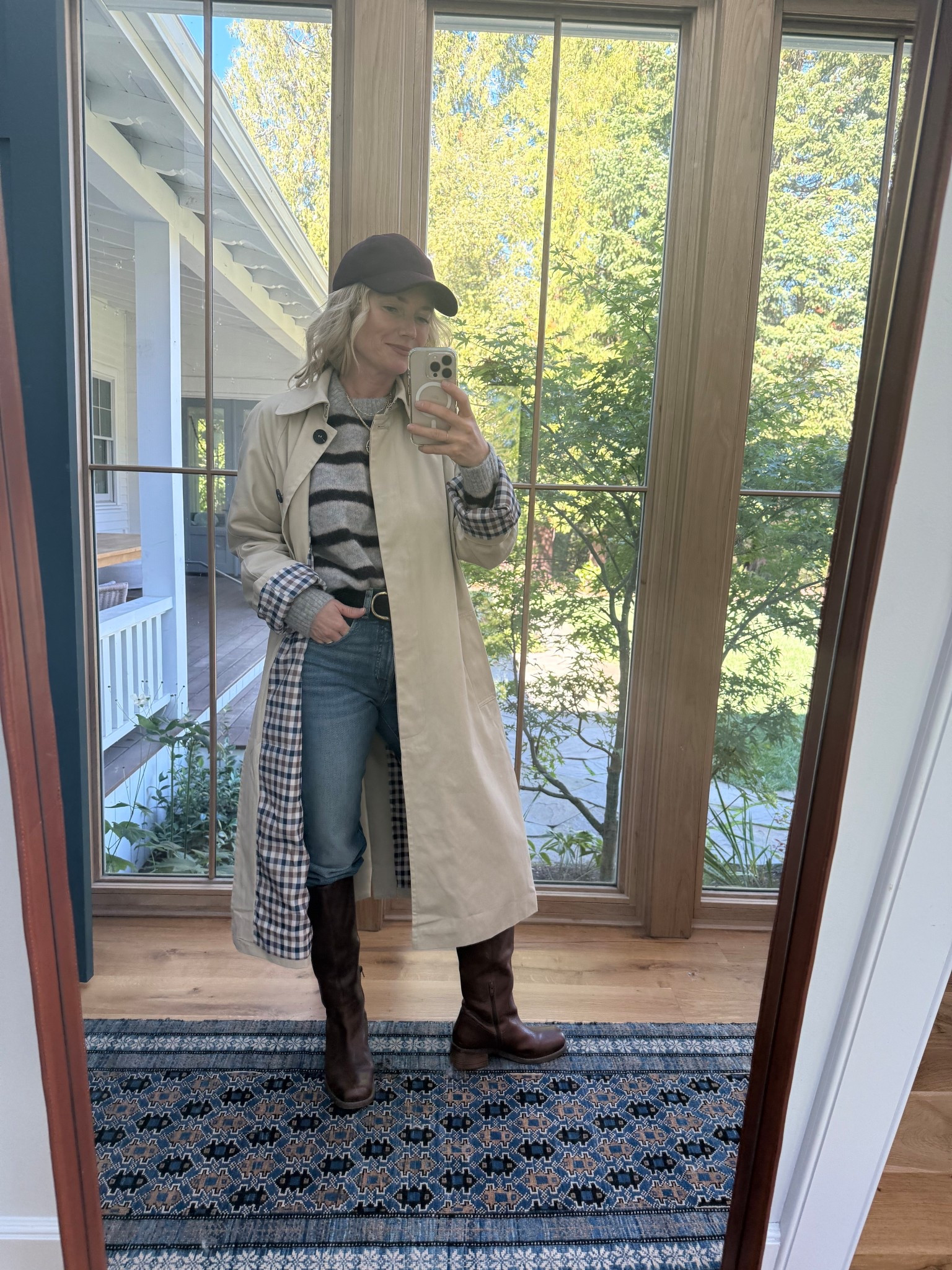 I loooove this trench - the plaid detail is SO cute  