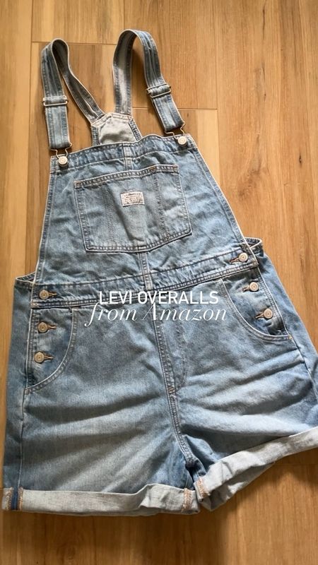 Levi overalls are 55% off right now!! 

#amazon #summeroutfit #summerstyle #levi’s

#LTKFindsUnder100 #LTKSaleAlert #LTKStyleTip