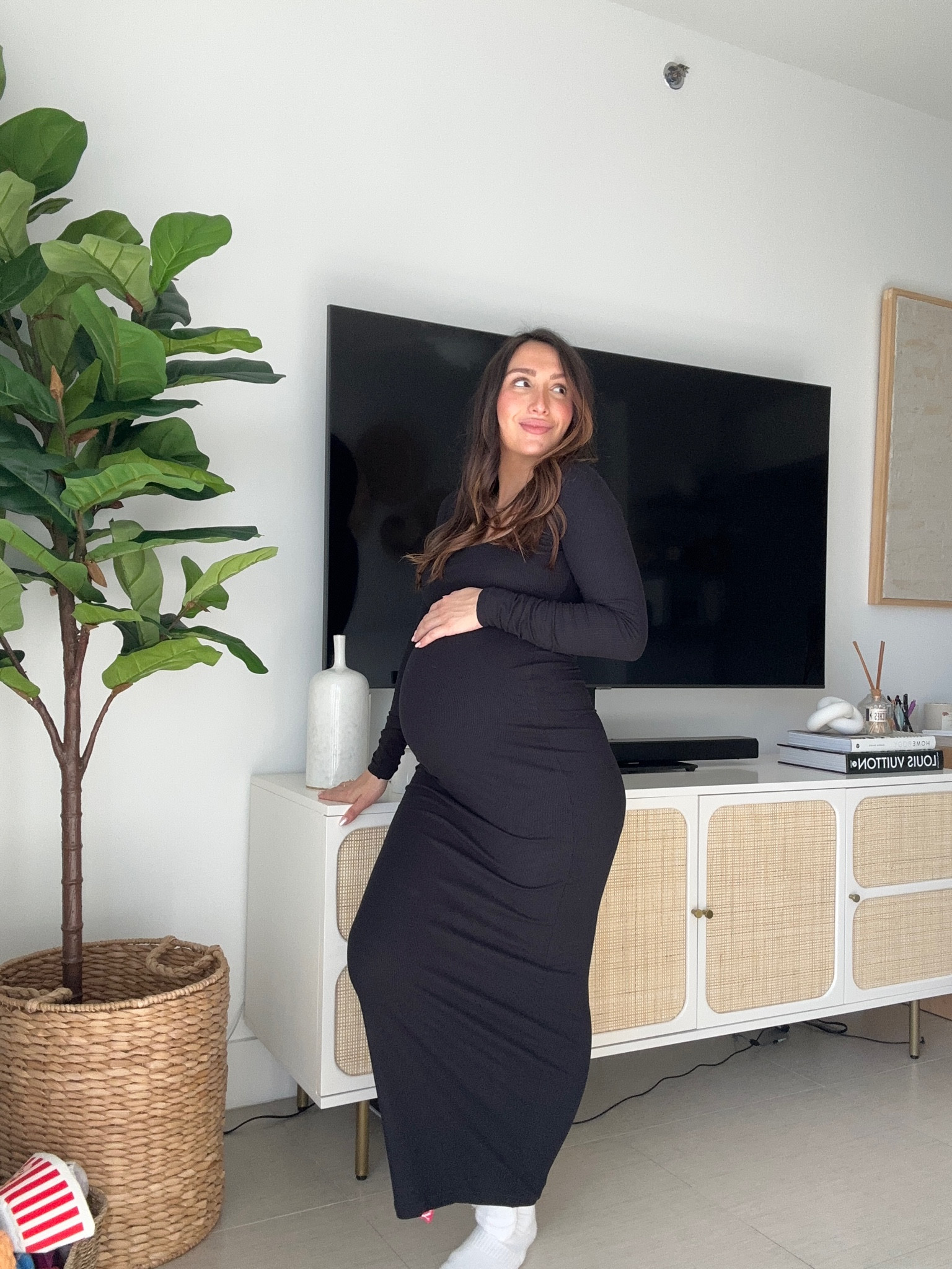 Best. Ever. Dress! So soft and stretchy for bump! Wearing a small

Maternity 

#LTKfindsunder100 #LTKfindsunder50 #LTKbump