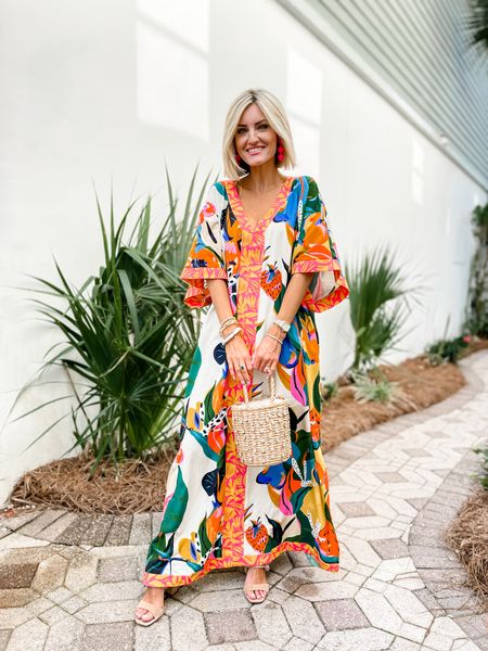 I’ve been loving kaftans from summer! They work great as coverups too! This one is one size - I add a belt to style it with more dimension! 

Loverly Grey, vacation finds, swim cover up

#LTKstyletip #LTKFind #LTKSeasonal