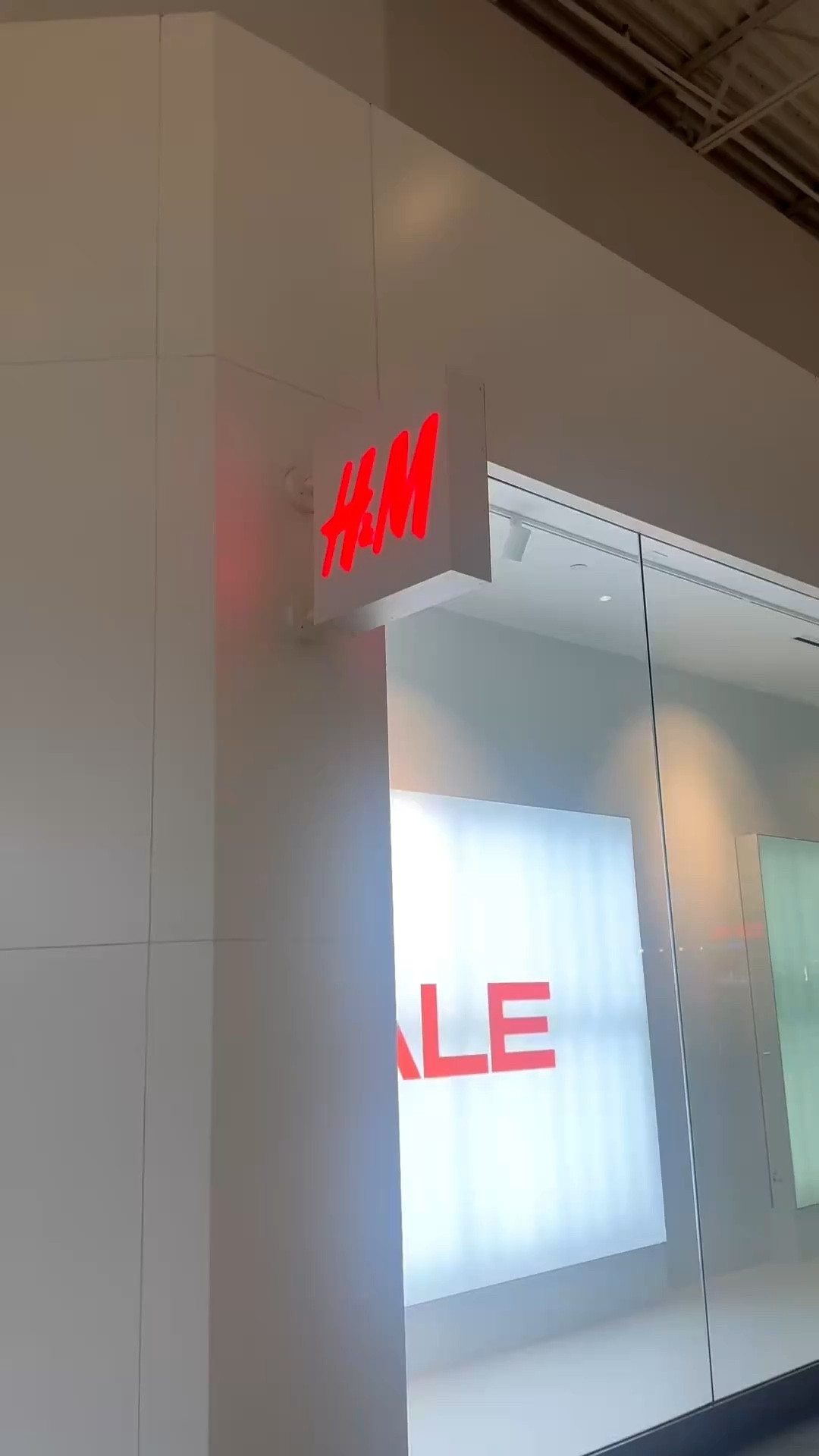 H&M Try-On Haul: Which Would You Buy?

I went to H&M and picked out six outfits. Some I loved, some didn't work for my body. Real try-on, real feedback. Everything that works for me is linked below. Which ones would you grab? 💙"


#LTKMidsize #LTKootd #LTKOver40