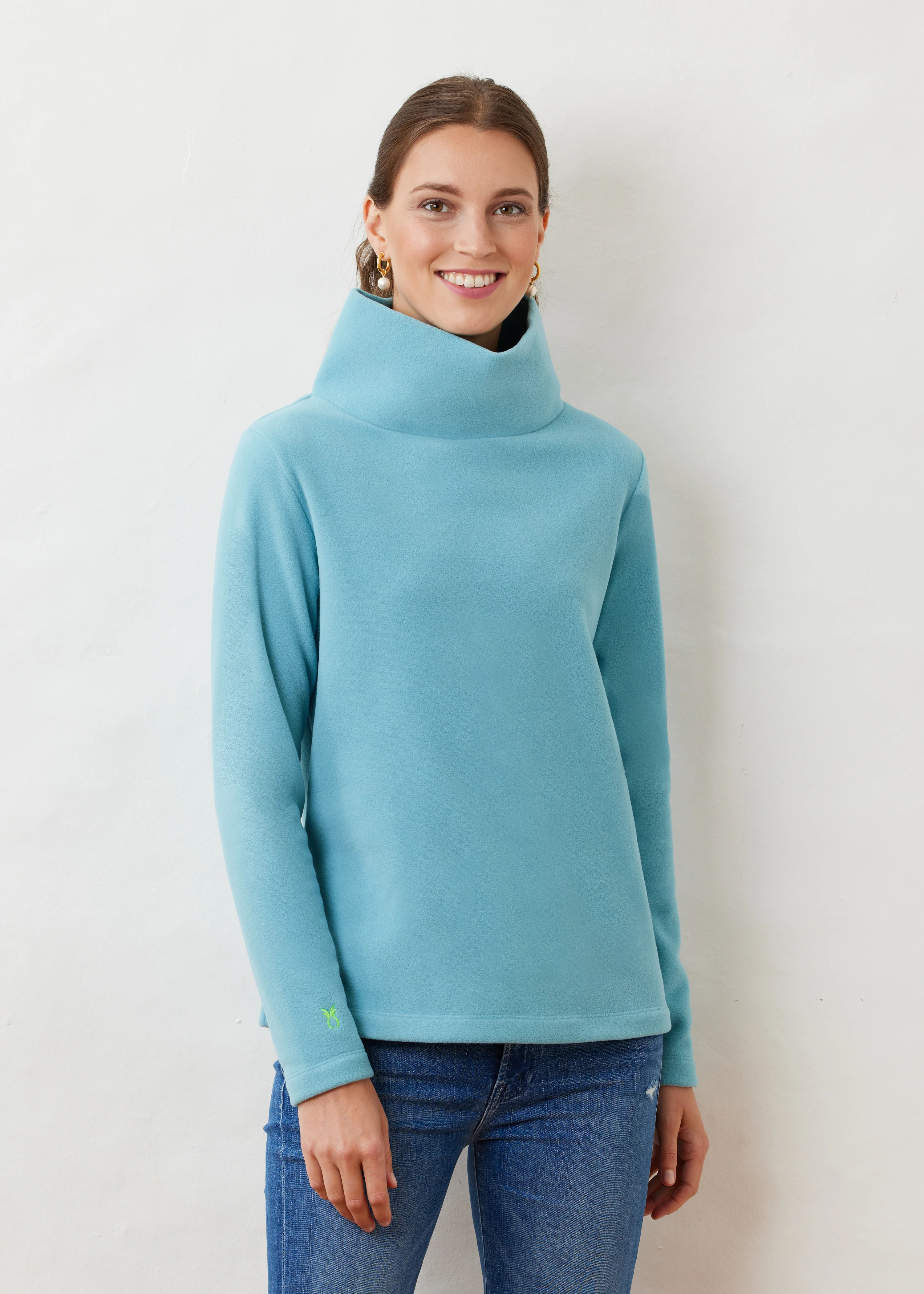 Greenpoint Turtleneck in Vello Fleece (Nantucket Fog) | Dudley Stephens