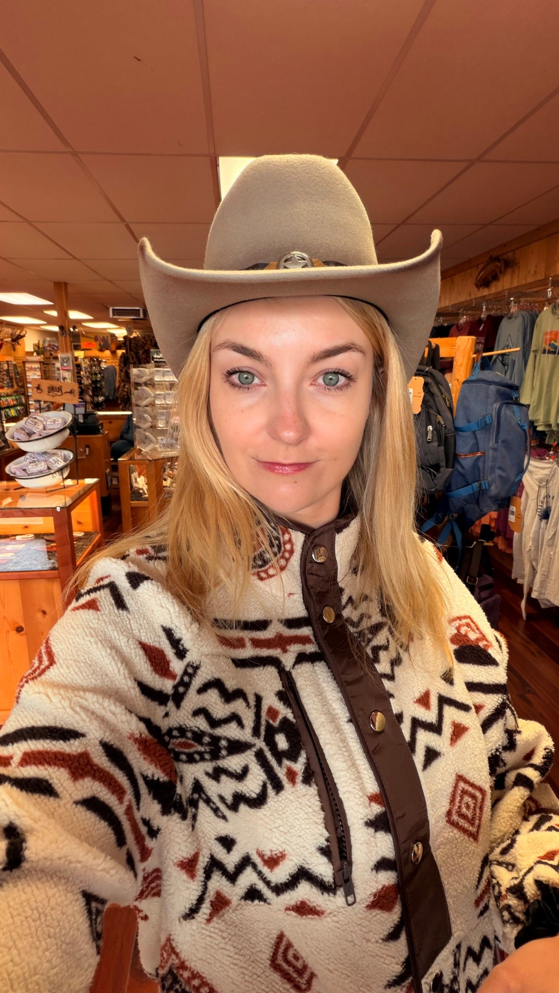 Yellowstone outfit - I’m not a fan of fleece jackets but this one is 10/10! Comfy & cute!

Hiking outfit, western chic, athleisure outfit, activewear outfit, fall fashion, brown leggings, fall outfit 

#LTKTall #LTKFindsUnder100 #LTKSeasonal