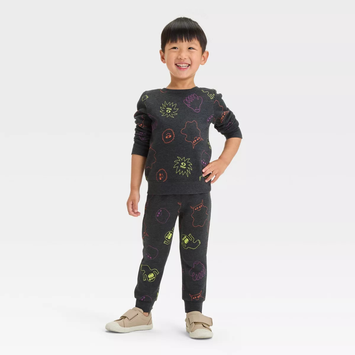 Toddler Boys' Skeleton Halloween Long Sleeve T-Shirt and Jogger Pants Set - Cat & Jack™ Black | Target