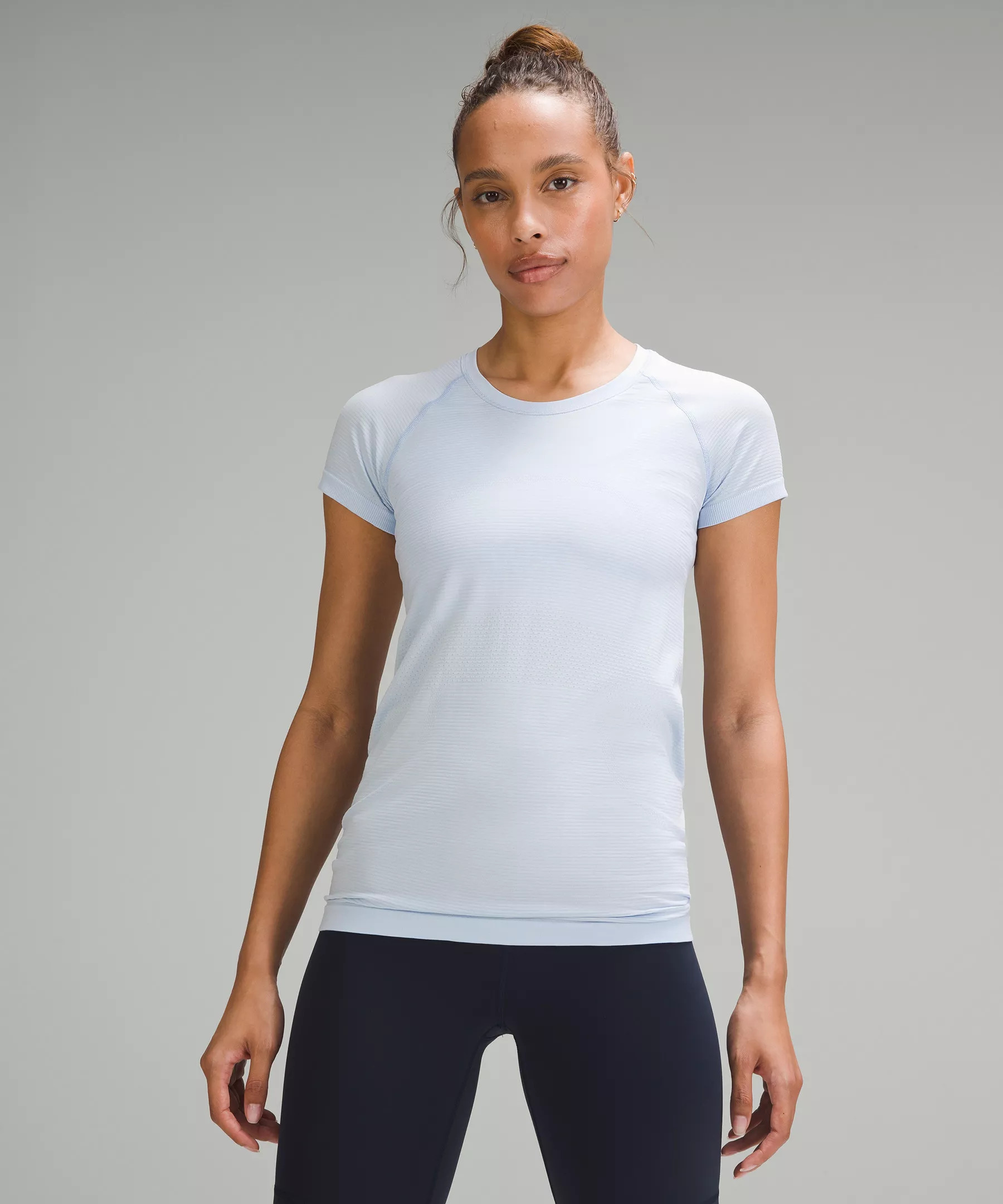 Swiftly Tech Short-Sleeve Shirt 2.0 | Women's Short Sleeve Shirts & Tee's | lululemon | Lululemon (US)