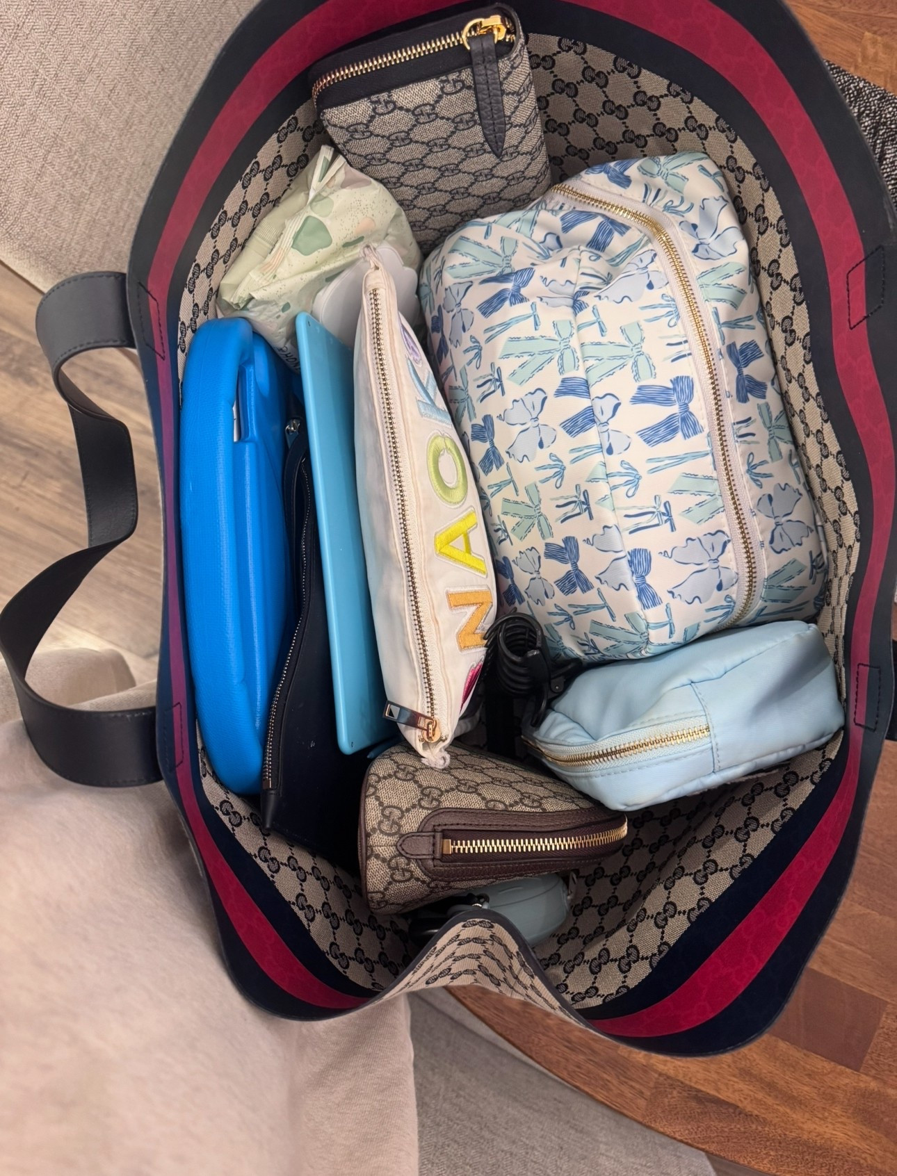 the best mom tote! large is sold out in blue but linking more colors and sizes! best pouches to keep your bag organized- love using the XL for snacks, small toys or diapers  Perfect makeup bag to keep all of your essentials for on the go!


#LTKFamily #LTKItBag