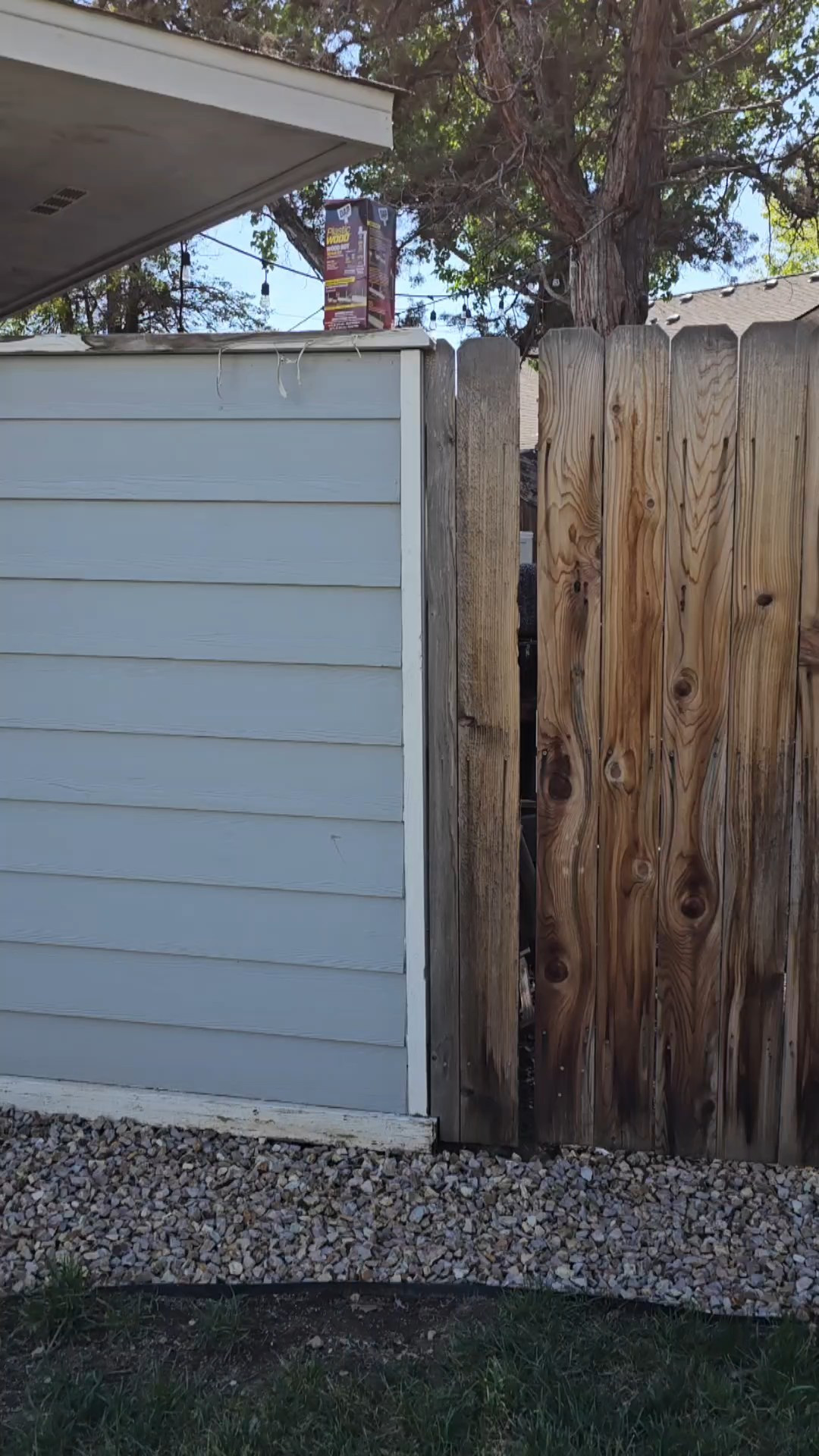 We've got this board in our front yard that is a mess because the wood is starting to rot and the paint is peeling. We're fixing it with this 2-part wood rot repair kit. First we need to get the chipped paint off by sanding and then we will be add the filler and lastly the sealer to finish it up before repainting. #homerepair #homeownership #diy 

 
