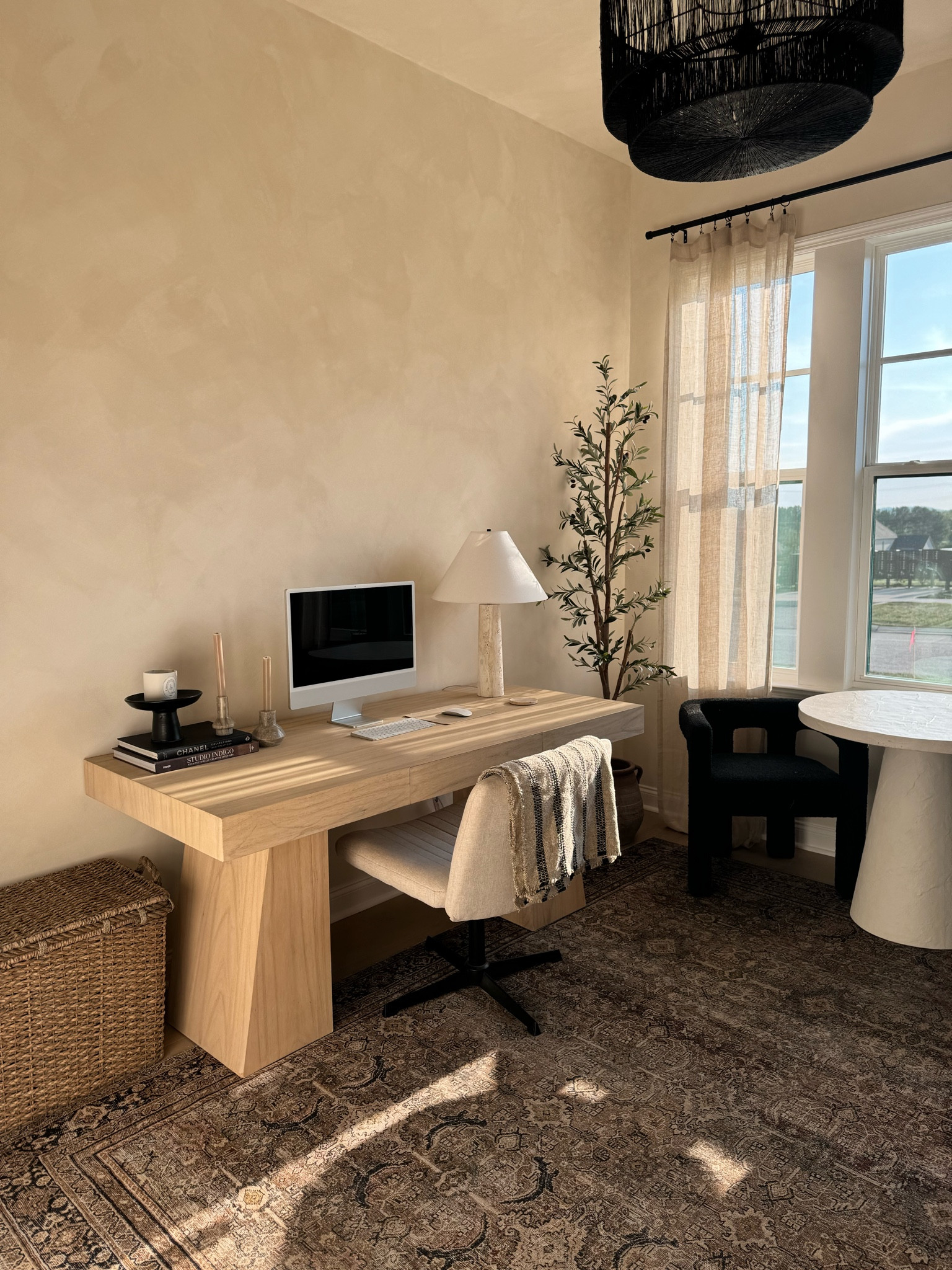 Home office!! 🫶🏼 #homedecor #homeoffice 