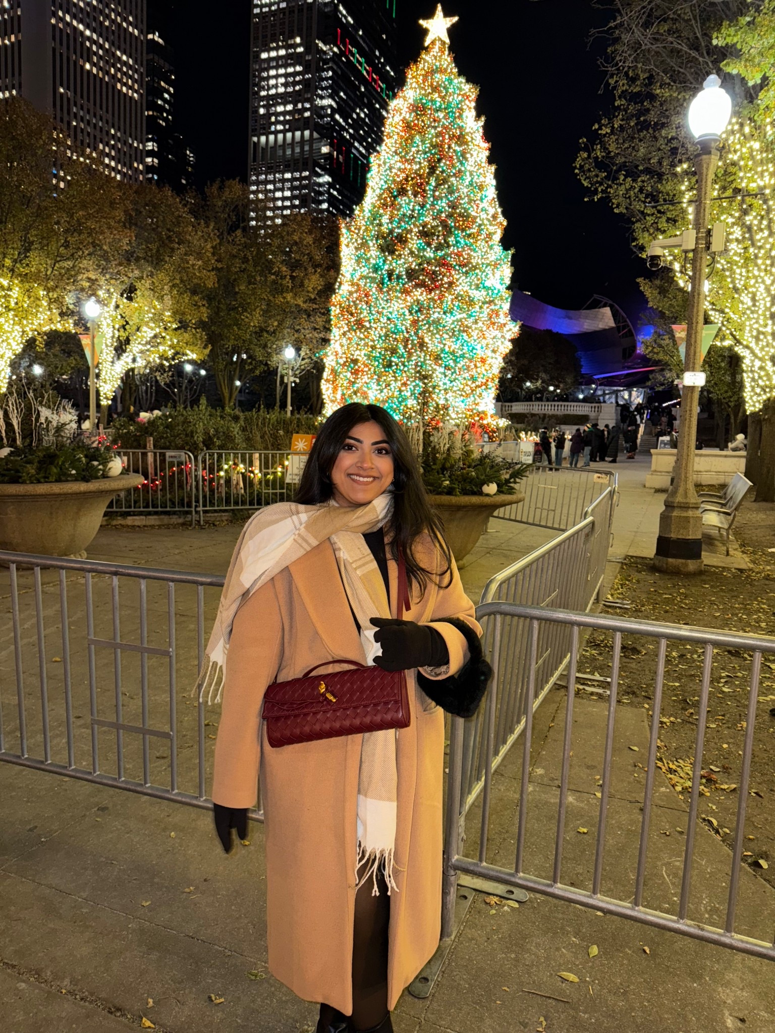 One of my go to favorite burgundy bags for the fall 

#LTKMidsize #LTKStyleTip #LTKFindsUnder100