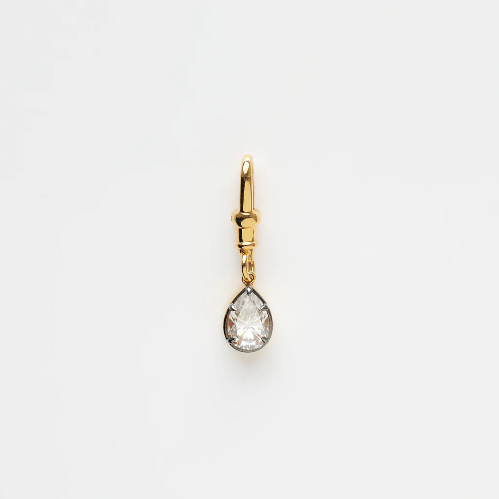 Louise Thompson Chapters Moissanite Dog Clip Pendant | Carrie Elizabeth