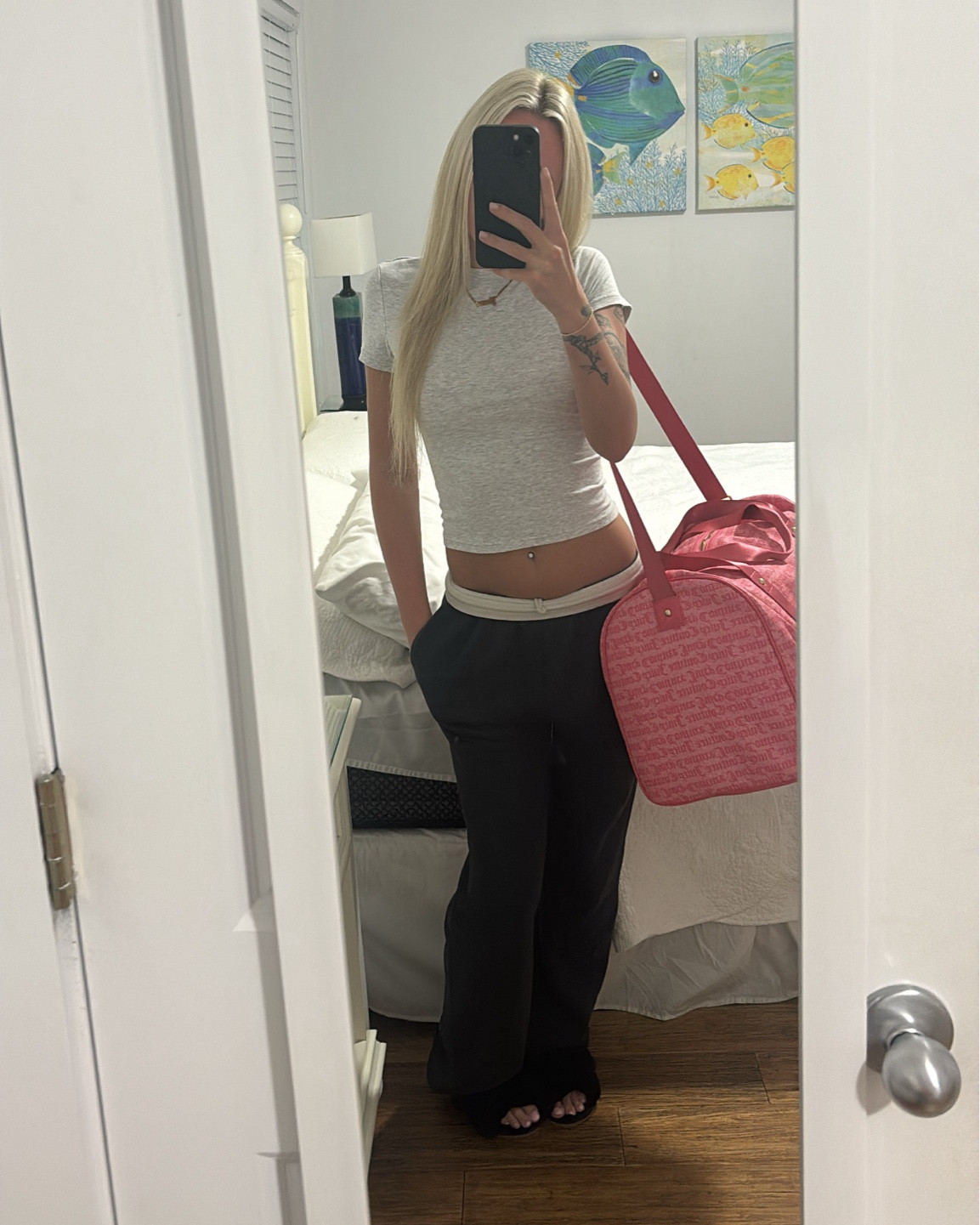 these sweatpants >>>> SO COMFY