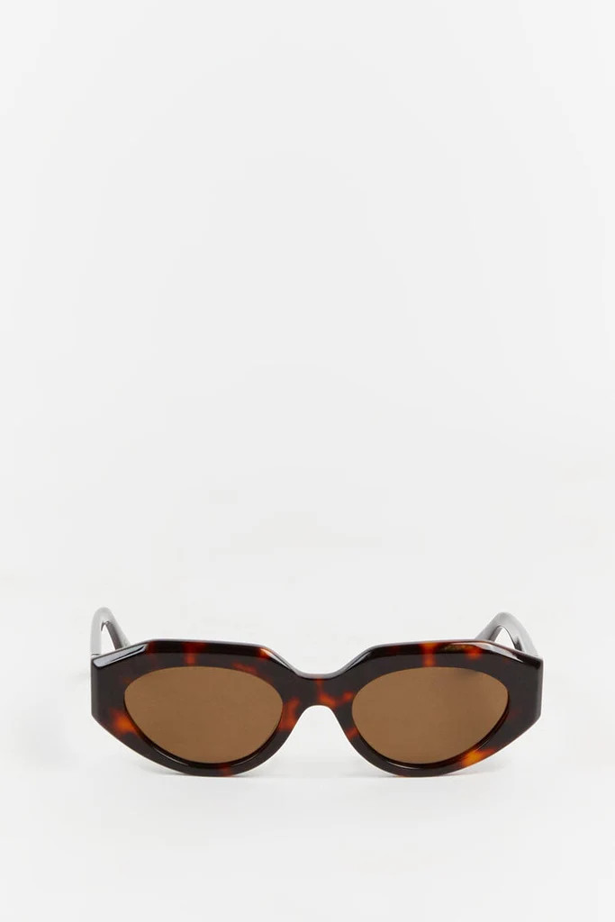 LUV LOU THE GOLDIE TORT SUNGLASSES | DISSH