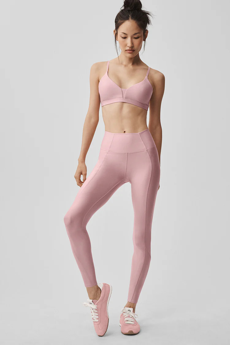 Model is 5'9.5” wearing SModel is 5'9.5” wearing SWearing Size SmallModel is 5'9.5”, with a... | Alo Yoga