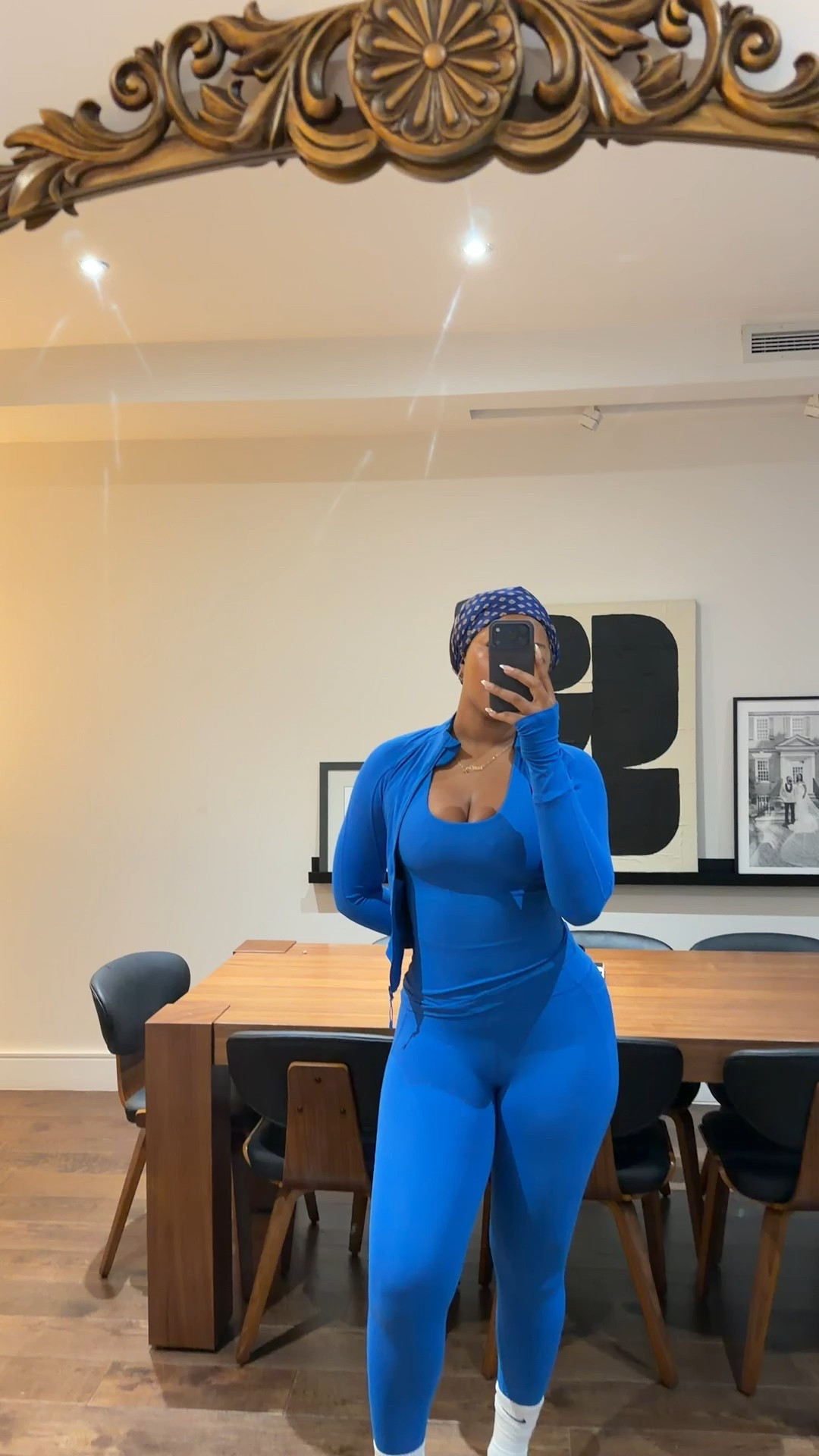 Favorite work out sets!! Wearing a medium in everything 5’9 200 lbs 