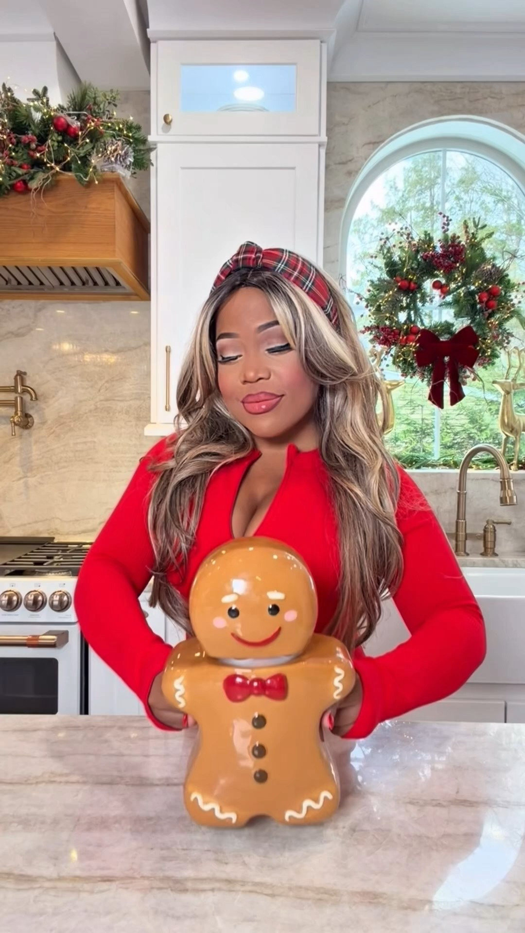 Christmas decor around my home 🥰 

#LTKHoliday #LTKHome #LTKmomlife