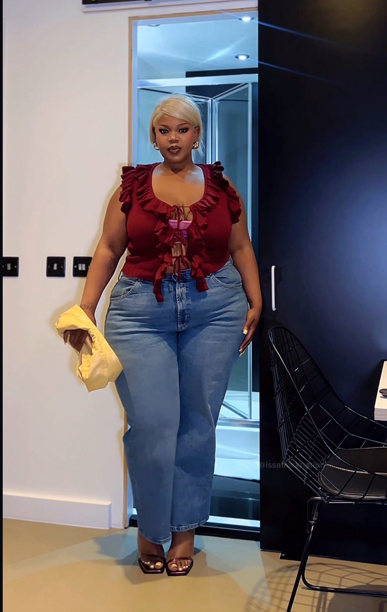 Jeans and a cute top will never fail 🥰

#plussize 

#LTKsummer #LTKcurves #LTKstyletip