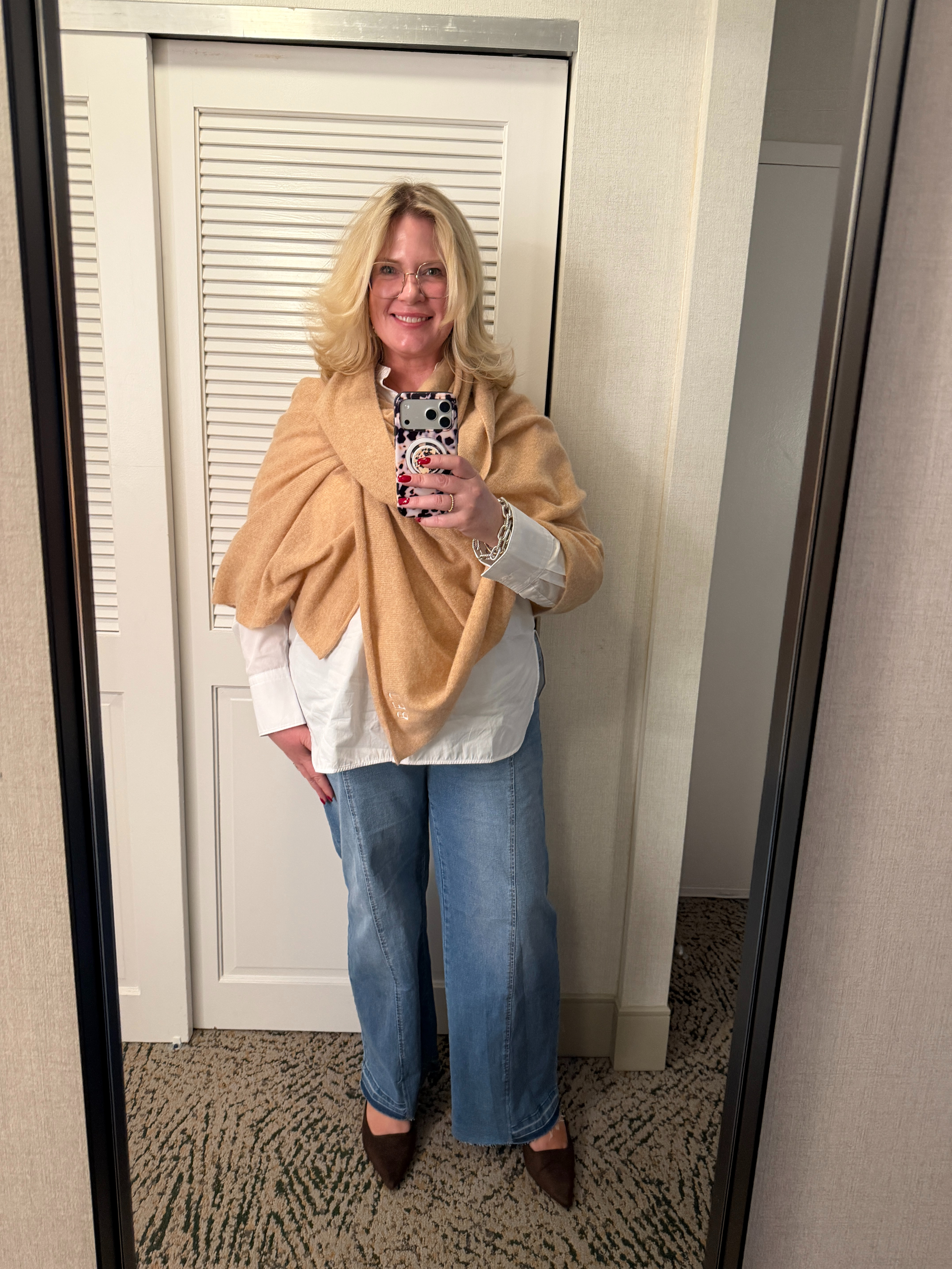 Love this cashmere wrap & jeans for my work conference! The wrap is perfect for those cold rooms! 

 

#LTKdayinmylife #LTKootd #LTKOver40