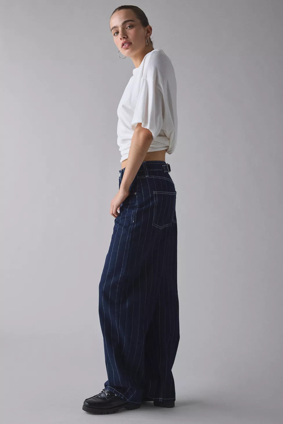 BDG Logan Printed Buckle Baggy Barrel Jean | Urban Outfitters (US and RoW)