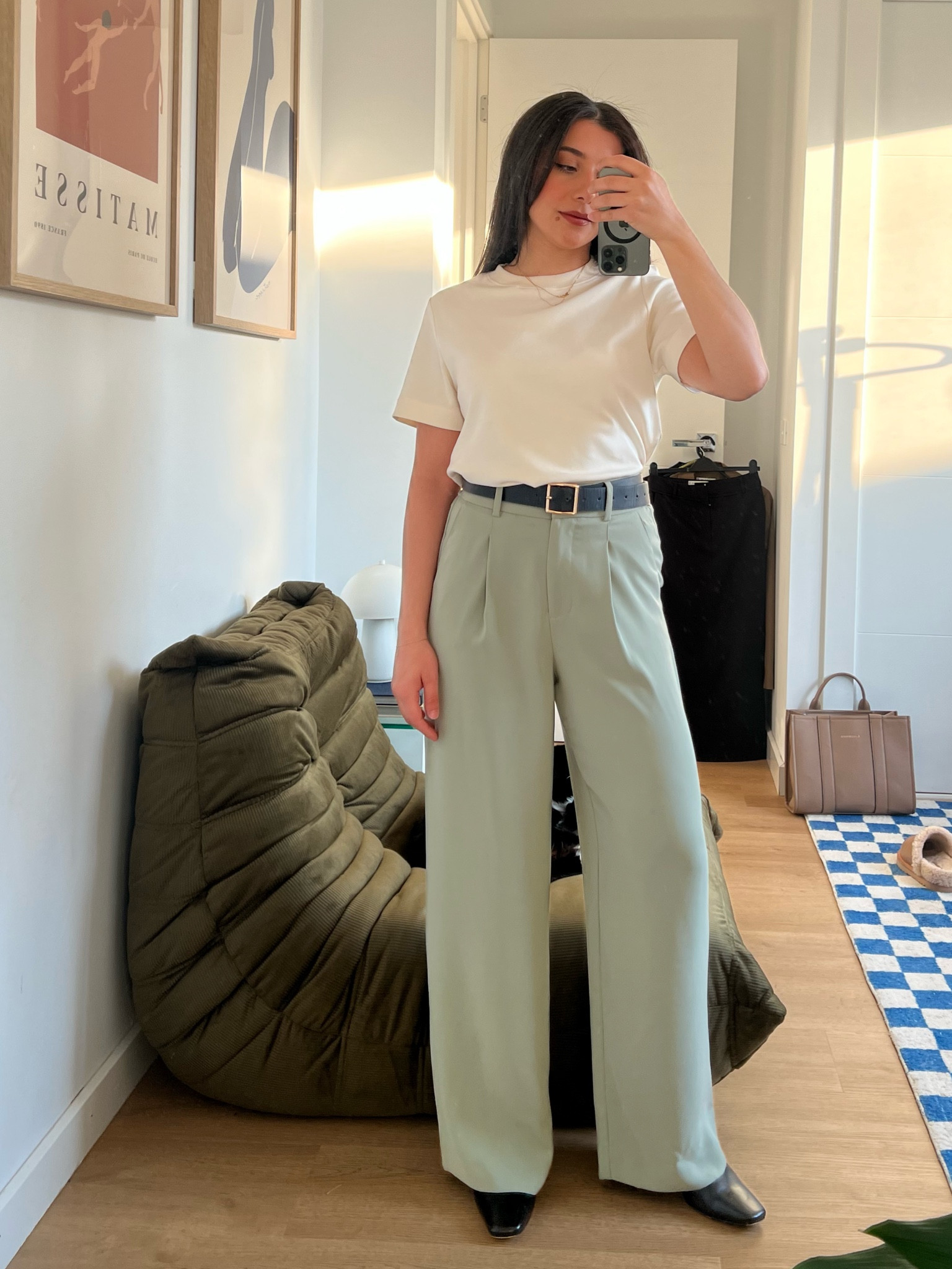 Linking the tee, coat & boots I wore in this TT post. Forever New always release new versions of these pants but with different names, so I’ve linked all the ones that look similar. They’re my fave cut ever and the fabric is sooooo silky and comfy - I have them in about 5 colours now!!!

#LTKaustralia #LTKstyletip #LTKworkwear