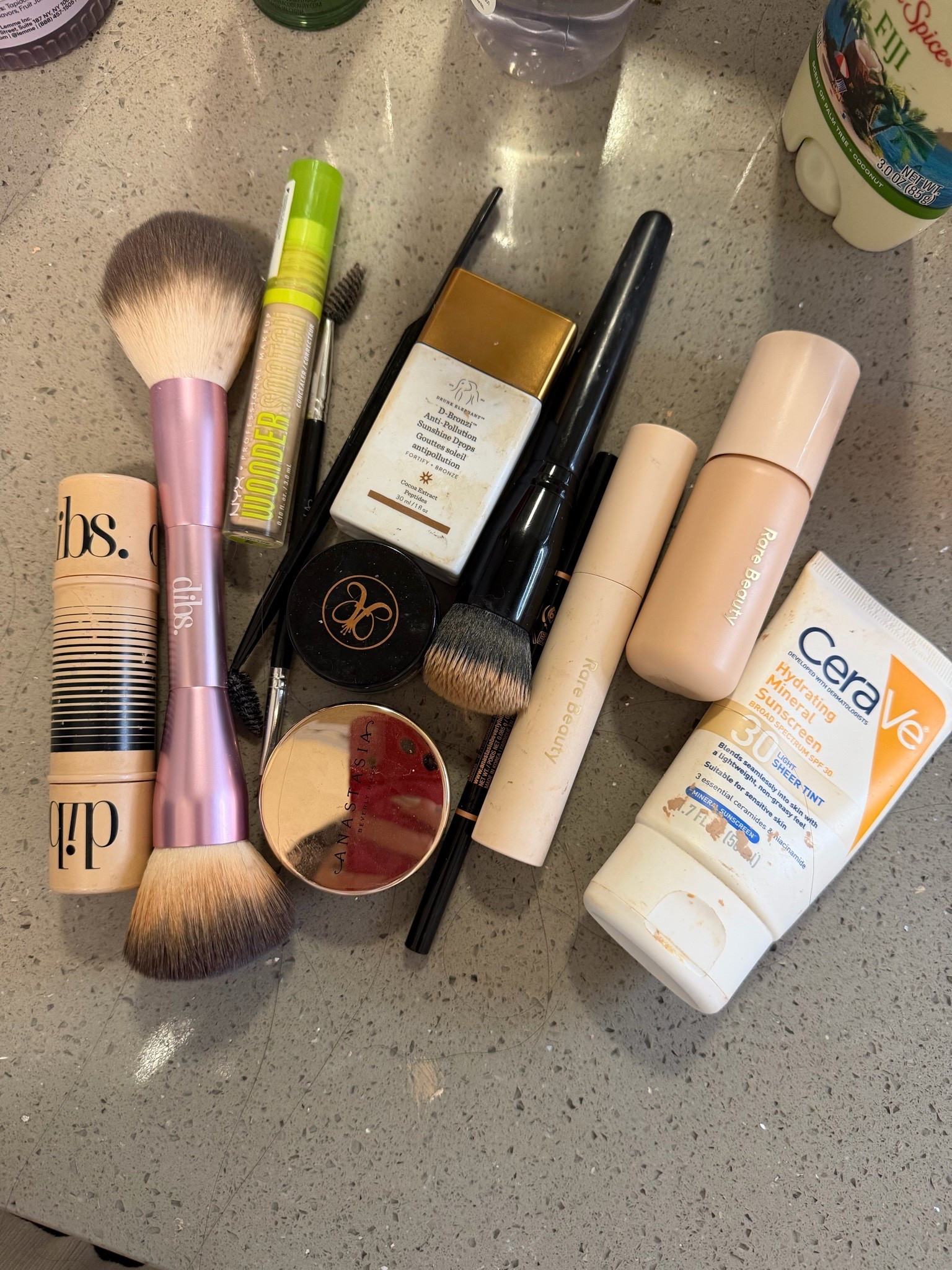 Morning make up for work

#LTKdayinmylife #LTKmorningroutine #LTKBeauty