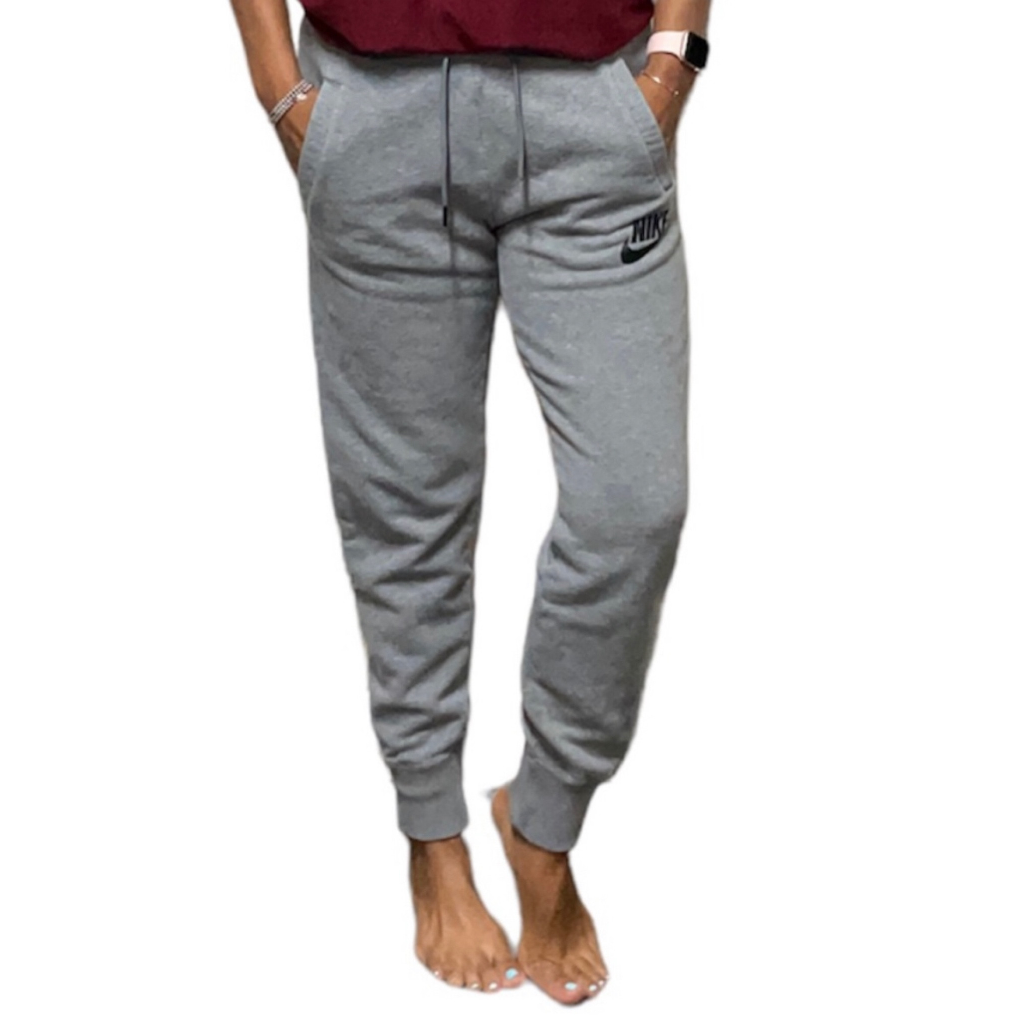#nike #nikejoggers #graynikejoggers #nikewomen #nikepants #grayjoggers #casual #athleisure #comfy #weekend #loungewear #nikesweatpants #nikeactive #activewear 

#LTKFind #LTKcurves #LTKstyletip