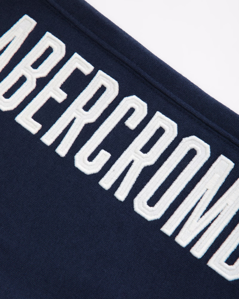 BLACK FRIDAY IS HERE | 40% OFF everything | free shipping on orders over $99 | Abercrombie & Fitch (US)