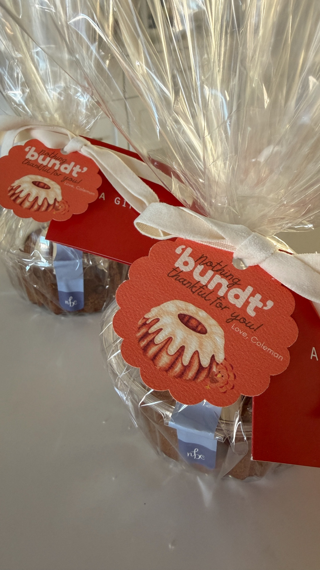 A little Bundt cake + a BIG thank you for those who mean the most this Thanksgiving 🧡

#LTKmomlife #LTKHoliday #LTKSeasonal