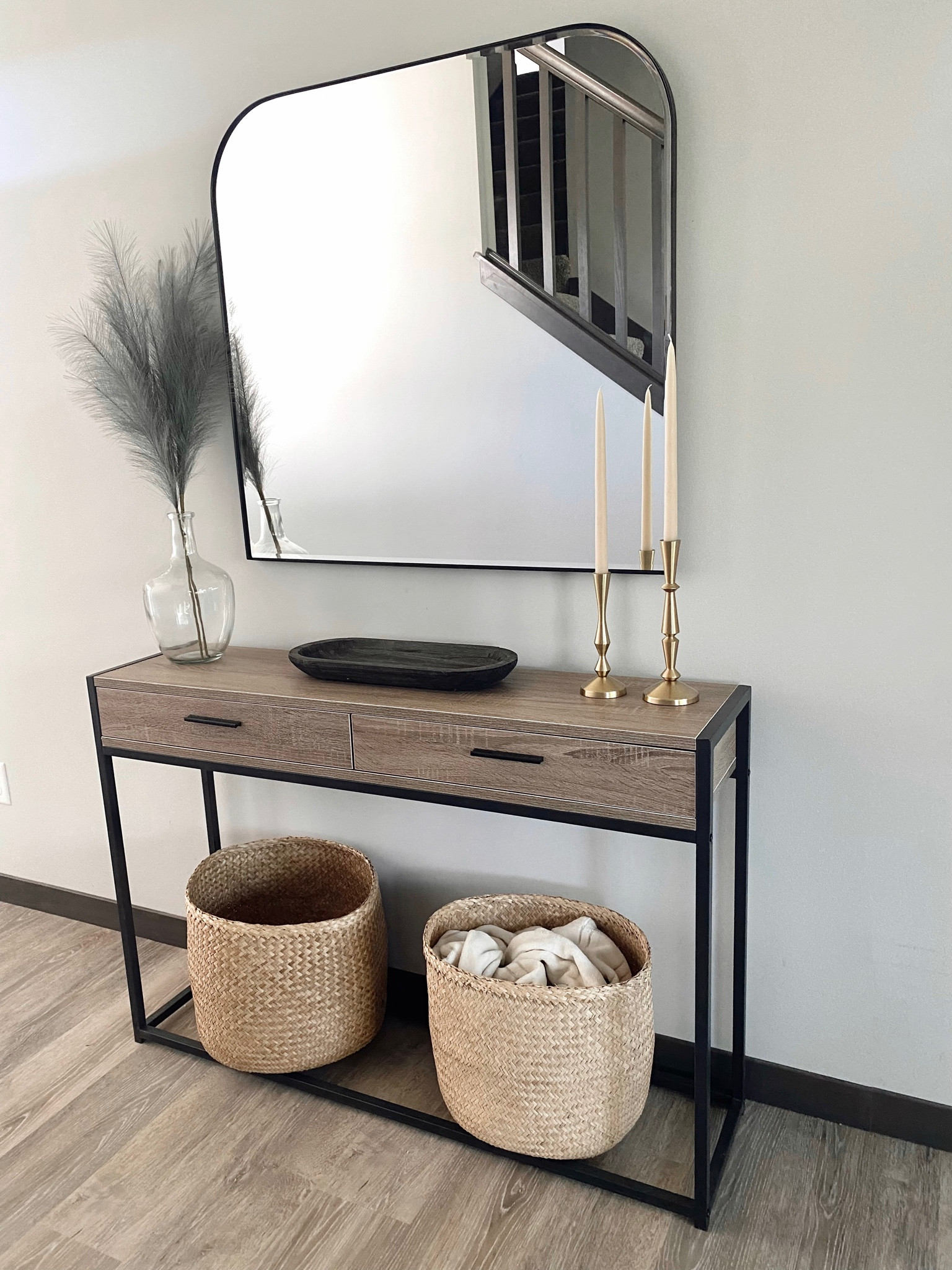 Console table fall decor! 🍂 entryway, console table, wall mirror, arched mirror, baskets.

#LTKSeasonal #LTKhome