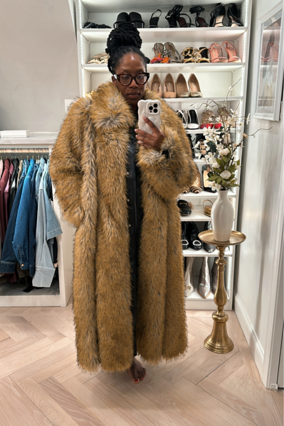 Completely gagged by this coat!! 

Wearing a sz Large 

#LTKSeasonal #LTKStyleTip #LTKSaleAlert