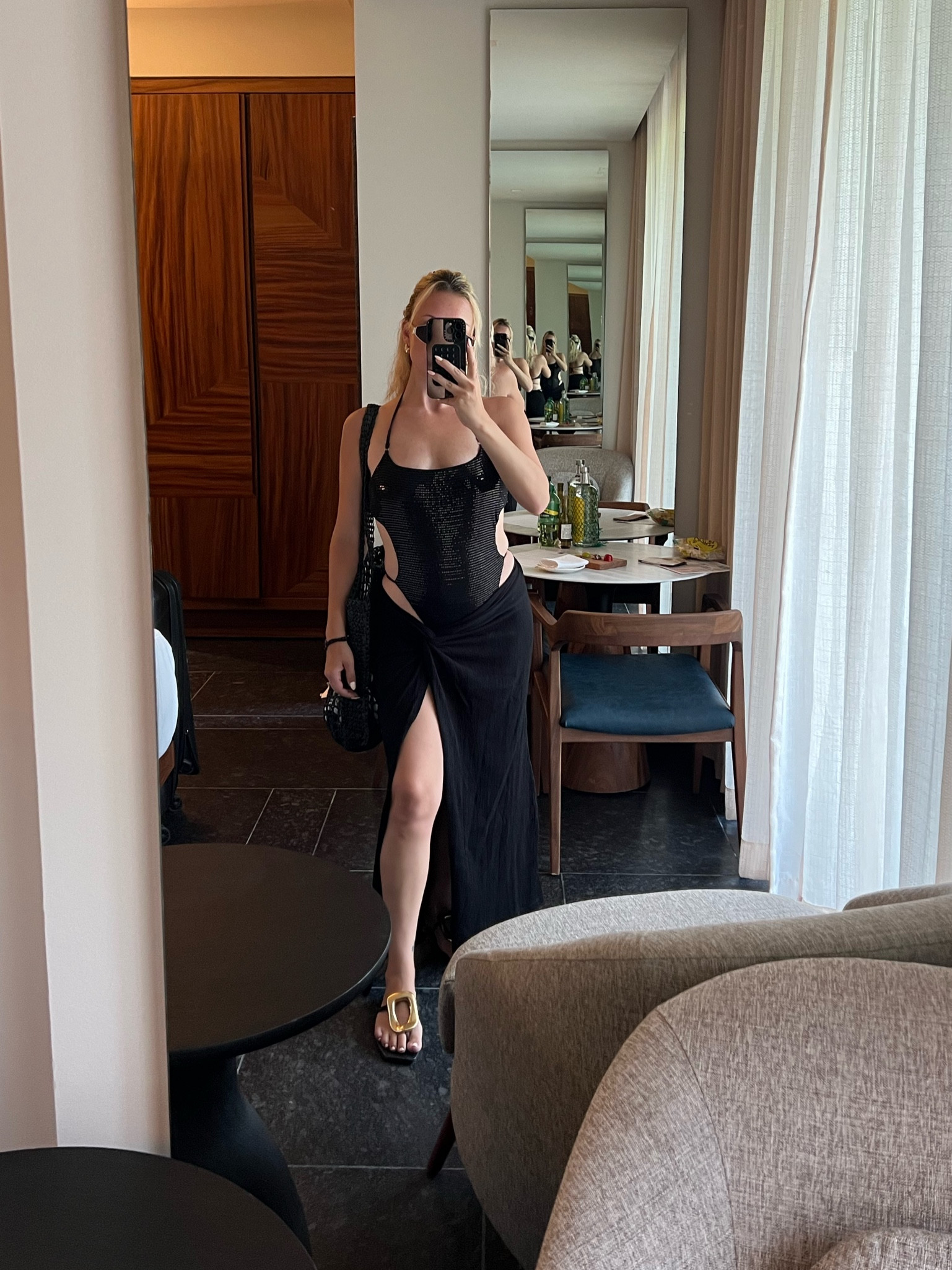 black sequin bathing suit with a black skirt cover up 



#LTKfindsunder50 #LTKfindsunder100 #LTKstyletip