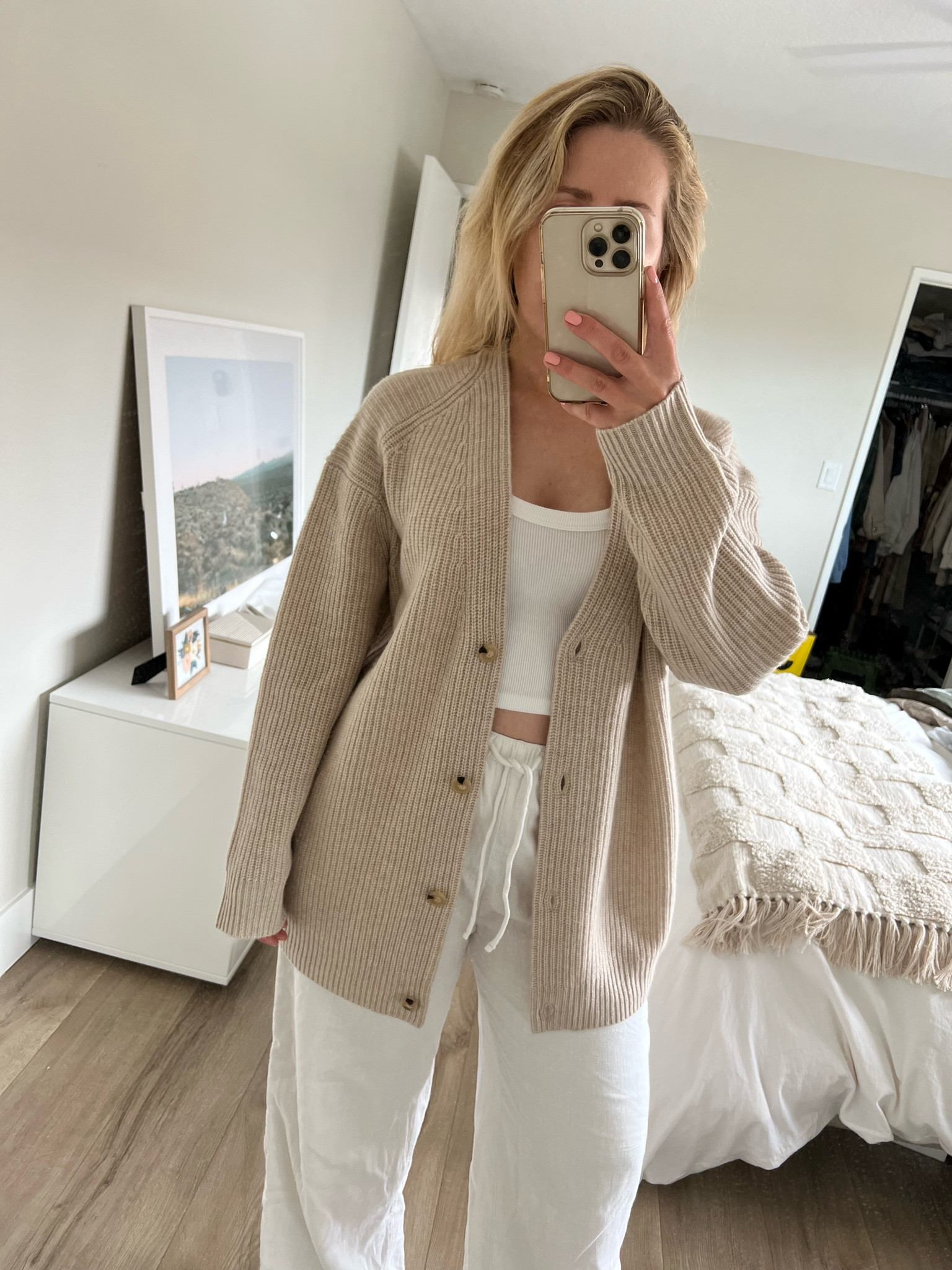 sized up 2 sizes to a Large to get that oversized “jenni kayne cocoon cardigan” look 👌🏼 perfect oversized year-round cardigan

#LTKstyletip #LTKxNSale #LTKsalealert