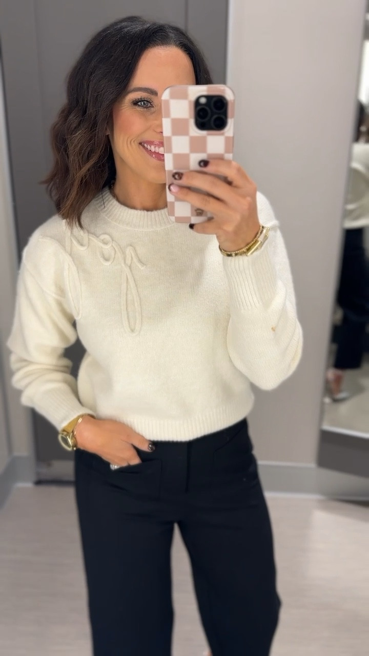 Gorgeous holiday crewneck pullover sweater y’all!! The cutest sweater to wear this holiday season. Perfect way to keep it festive and stylish 🤍

Cozy vibes, pullover, women’s sweater, crewneck, holiday outfit inspo, Target style, VintagePickin



#LTKHoliday #LTKSeasonal #LTKootd