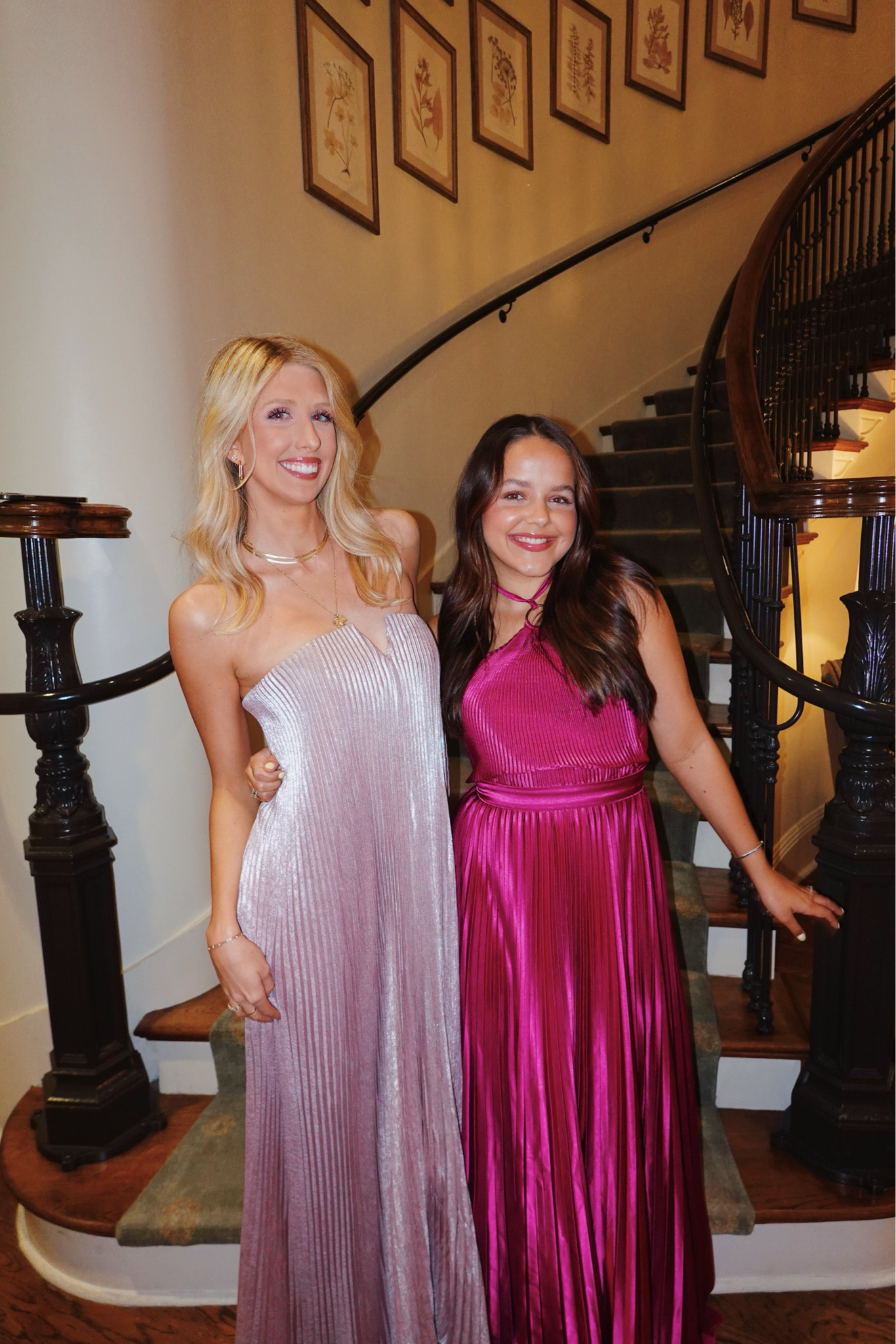 my last date party formal’ wearing a size xs! so chic!

#LTKU #LTKStyleTip #LTKSeasonal