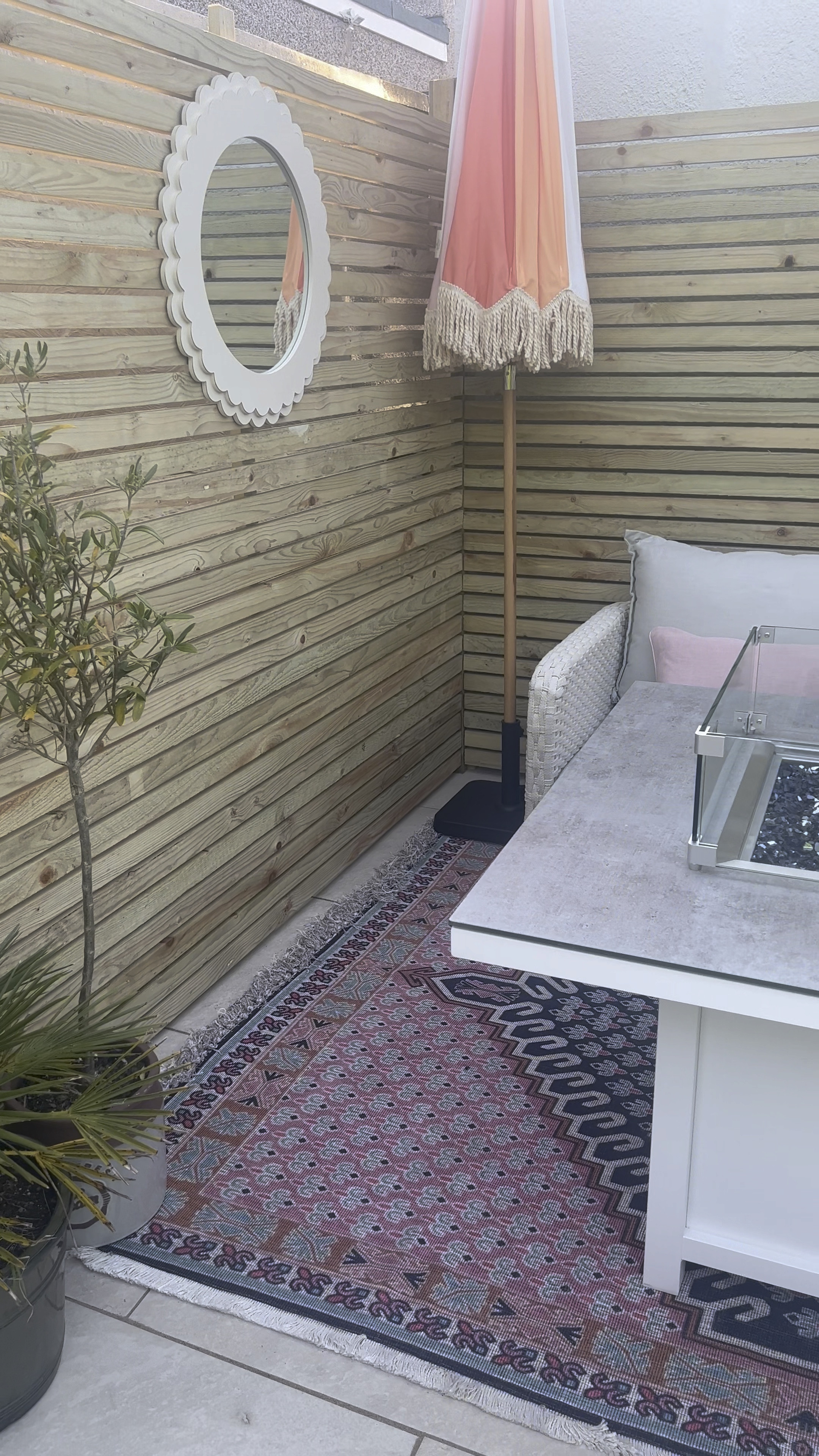 DIY privacy slatted fence 

#LTKeurope #LTKhome