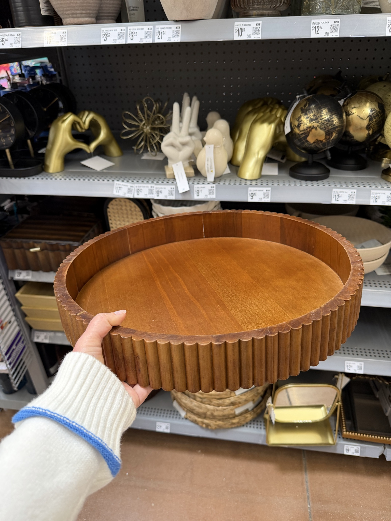 This new round wood fluted edge tray from Walmart looks so high end!

#LTKHome