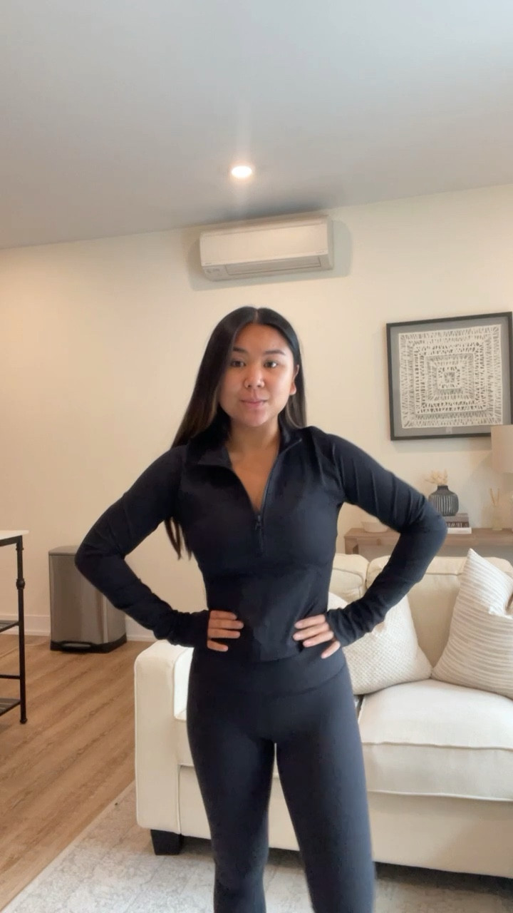 Black women’s cropped workout jacket, 1/2 zip pullover, running jacket, athletic outerwear, slim fit jacket, long sleeve jacket, yoga top, Amazon workout wear, athleisure #amazonfashion | Taylor Sison

#LTKfit #LTKunder50