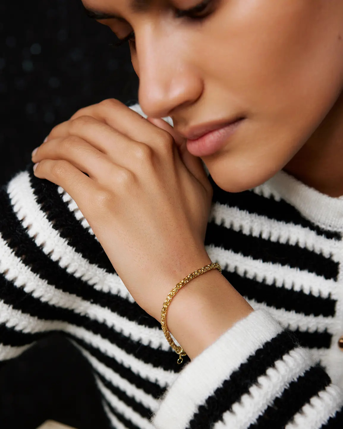 Megan Looped Links Gold Plated Chain Bracelet | Oliver Bonas | Oliver Bonas (Global)