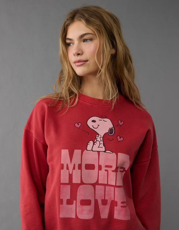 AE Valentine's Day Snoopy Graphic Relaxed Crew Neck Sweatshirt | American Eagle Outfitters (US & CA)