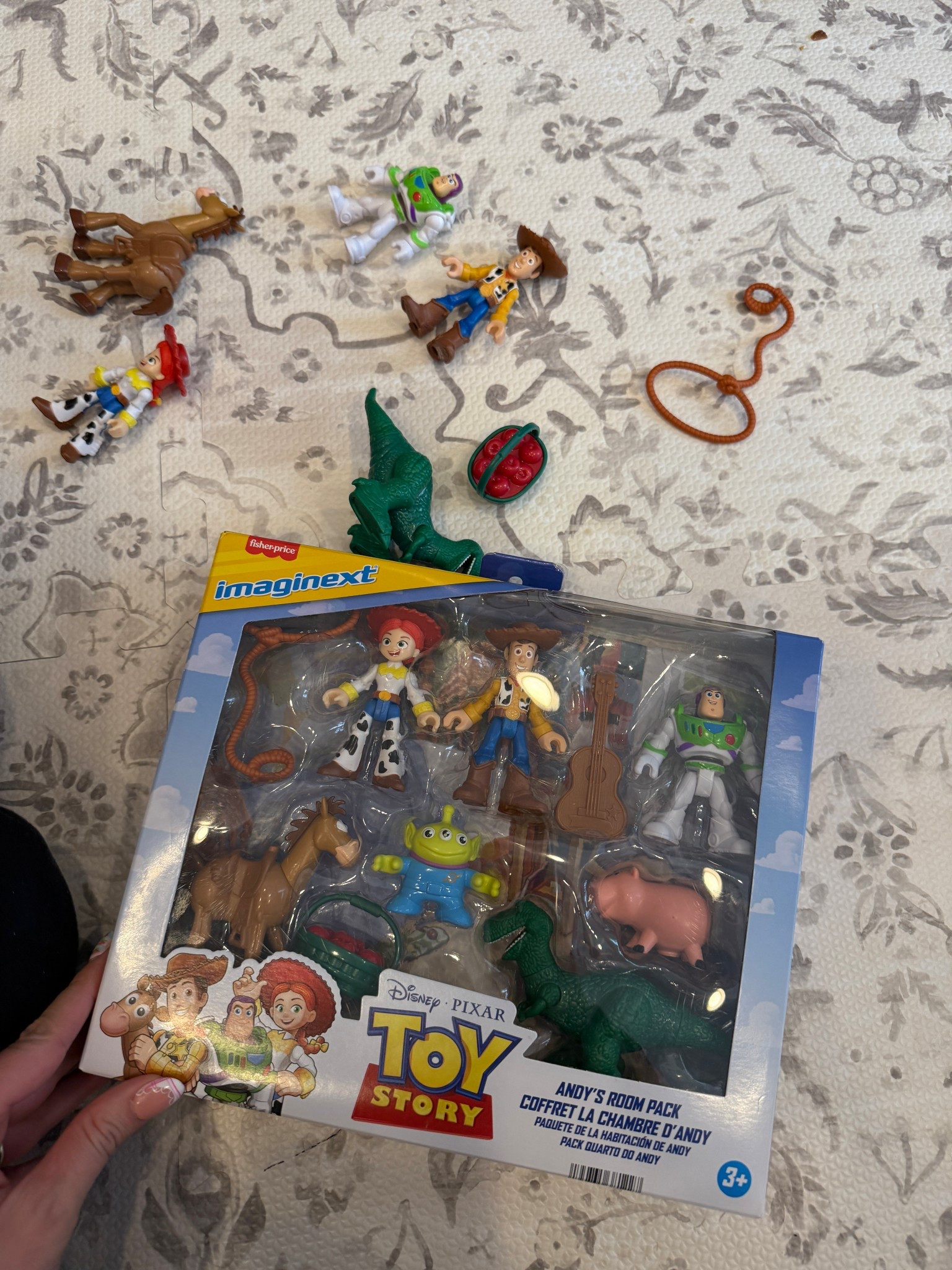 Love this Toy Story toy set! I had to get 2 for each of my boys because they won’t share 😂it’s also on sale 


Target, Disney, Toy Story, toddler toys 


#LTKmomlife #LTKValentine #LTKKids