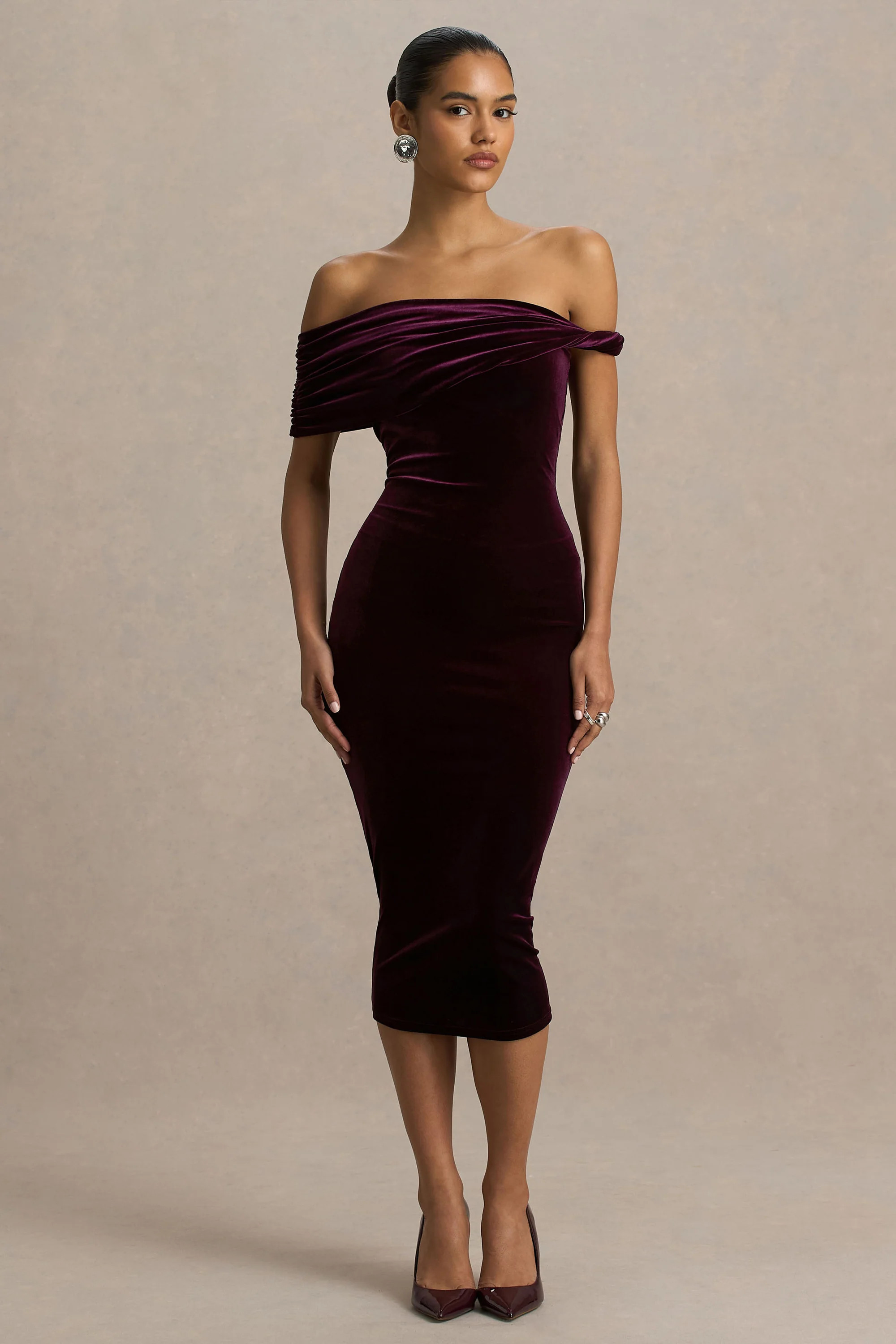 Billie | Burgundy Velvet Bardot-Neck Midi Dress With Twist-Sleeve | Club L London