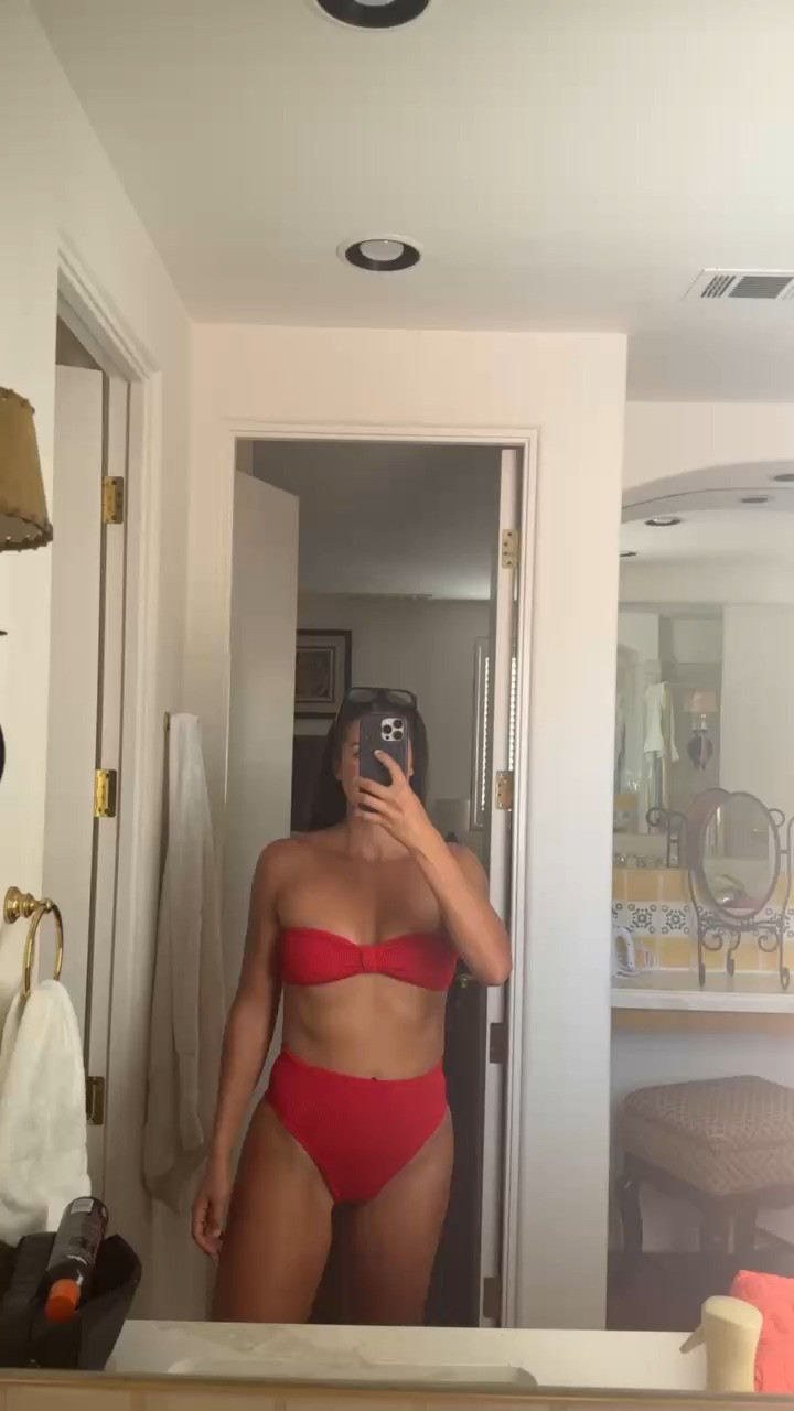 Tts: M

Beach cover up, beach cover, two piece set, bikini, bikini set, red bikini, beach outfit, vacay outfit, Grace white

#LTKTravel #LTKootd #LTKSwim