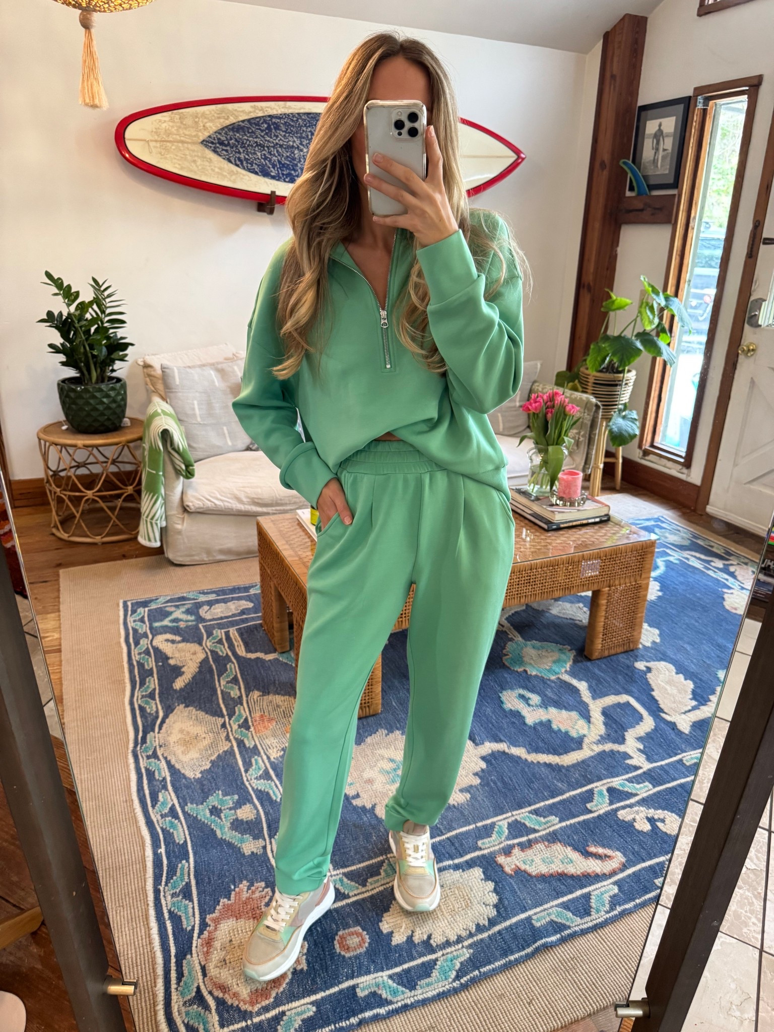 Size m top 
Size s bottoms 