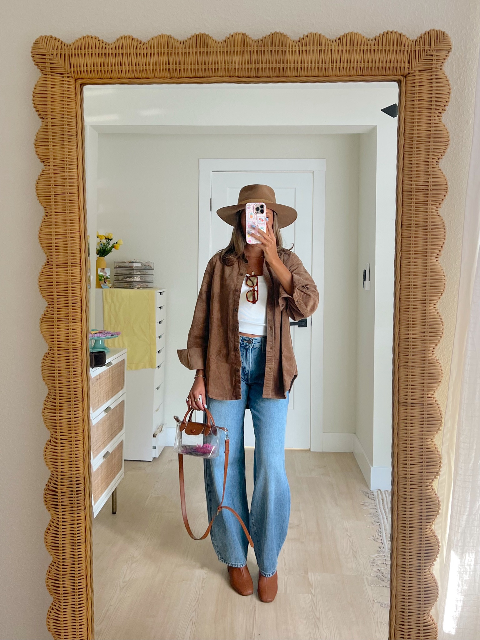 comfy cute casual fall outfit ideas from gap⭐️