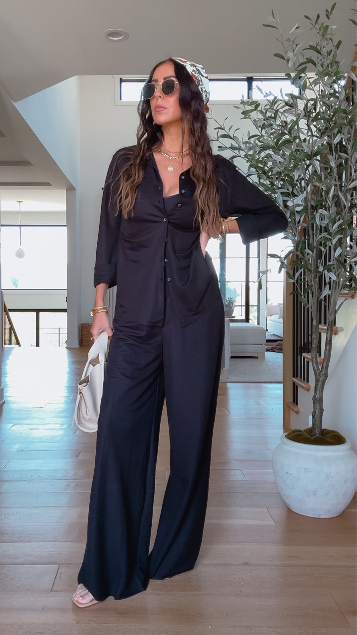 I will be wearing this on repeat 😍 the pants are so stretchy so you can stick to your normal size! @Zara 

Zara finds, Zara fashion

#LTKgrwm #LTKootd #LTKSaleAlert