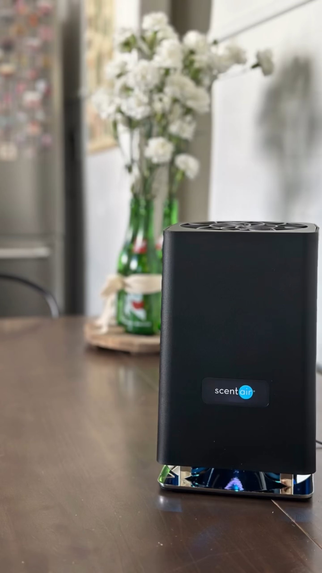 When your favorite scent diffuser drops new colors and a way to try every fragrance before you commit… you buy immediately.” 😏✨

Okay, @scentair_official really outdid themselves… not only do they have gorgeous new diffuser colors (hello blue & terracotta 👋🏻) but now they have sample packs! 🙌🏻 Try a bunch of their clean, safe, hotel quality scents before going full-size, so you know exactly which ones you’ll love.

Smells like I’ve got it all together… even when it’s a little chaotic behind the scenes. 😉

Comment SHOP for a link 🔗 or in BIO

#HomeFragrance #ScentAir #HomeVibes #NoCandleNeeded #HouseSmellsAmazing