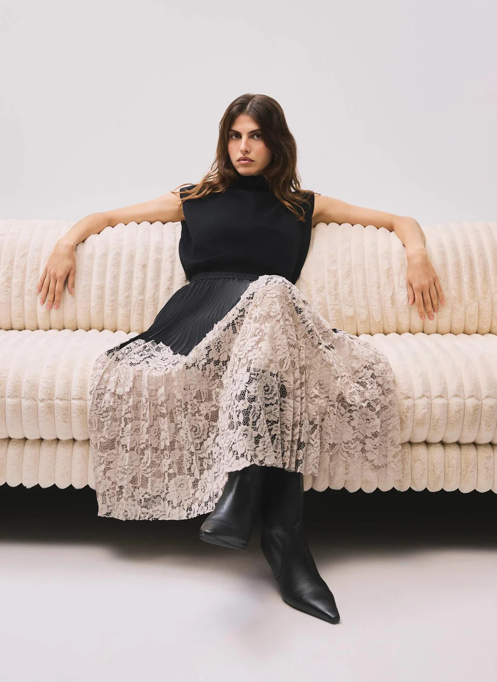 Black Pleated Lace Hem Midi Skirt | Mint Velvet